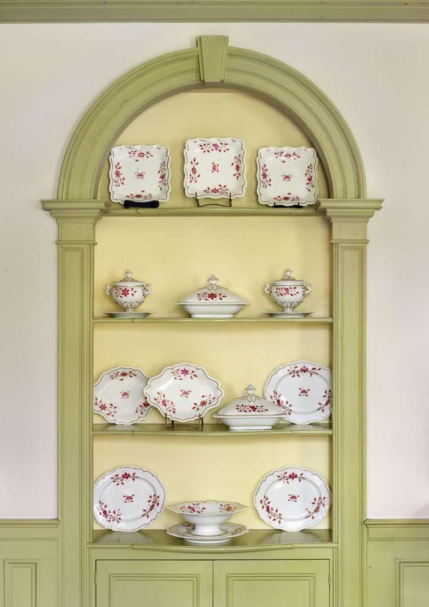 Floral decorated porcelain dinner partial service flight, barr & barr, worcester, 19th century