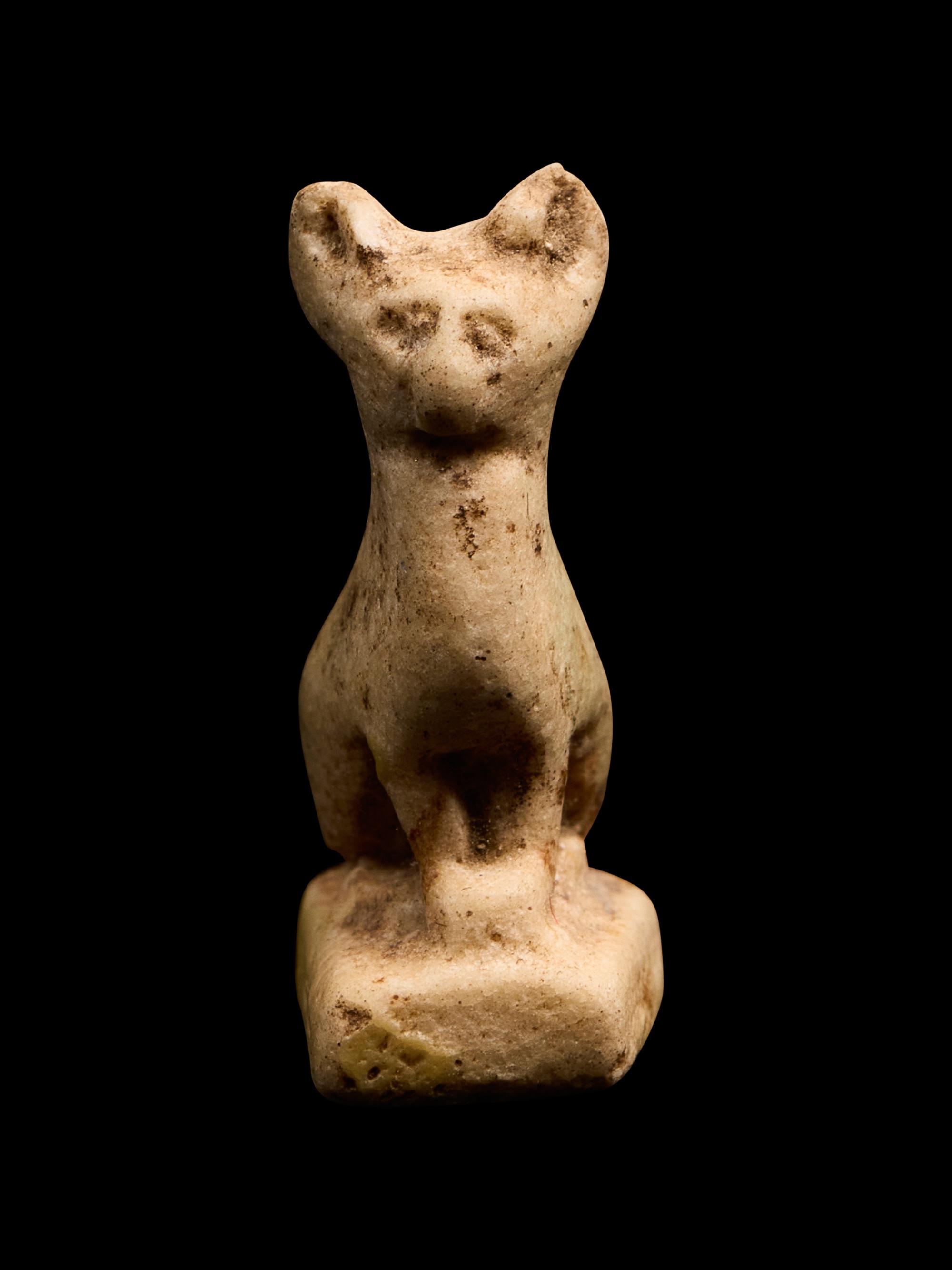 An Egyptian Faience Cat Pendant