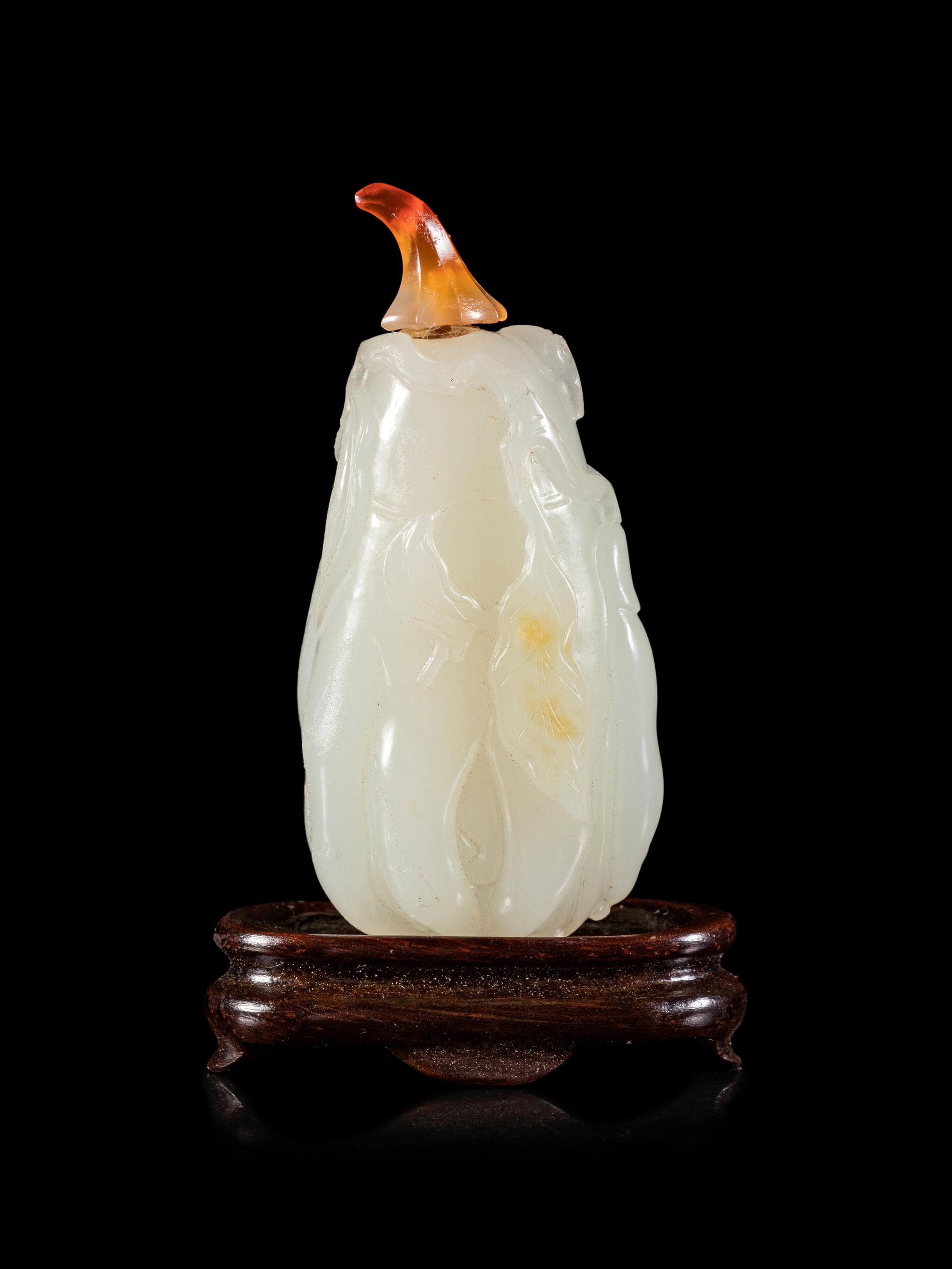 A White Jade 'Hand Citron' Snuff Bottle