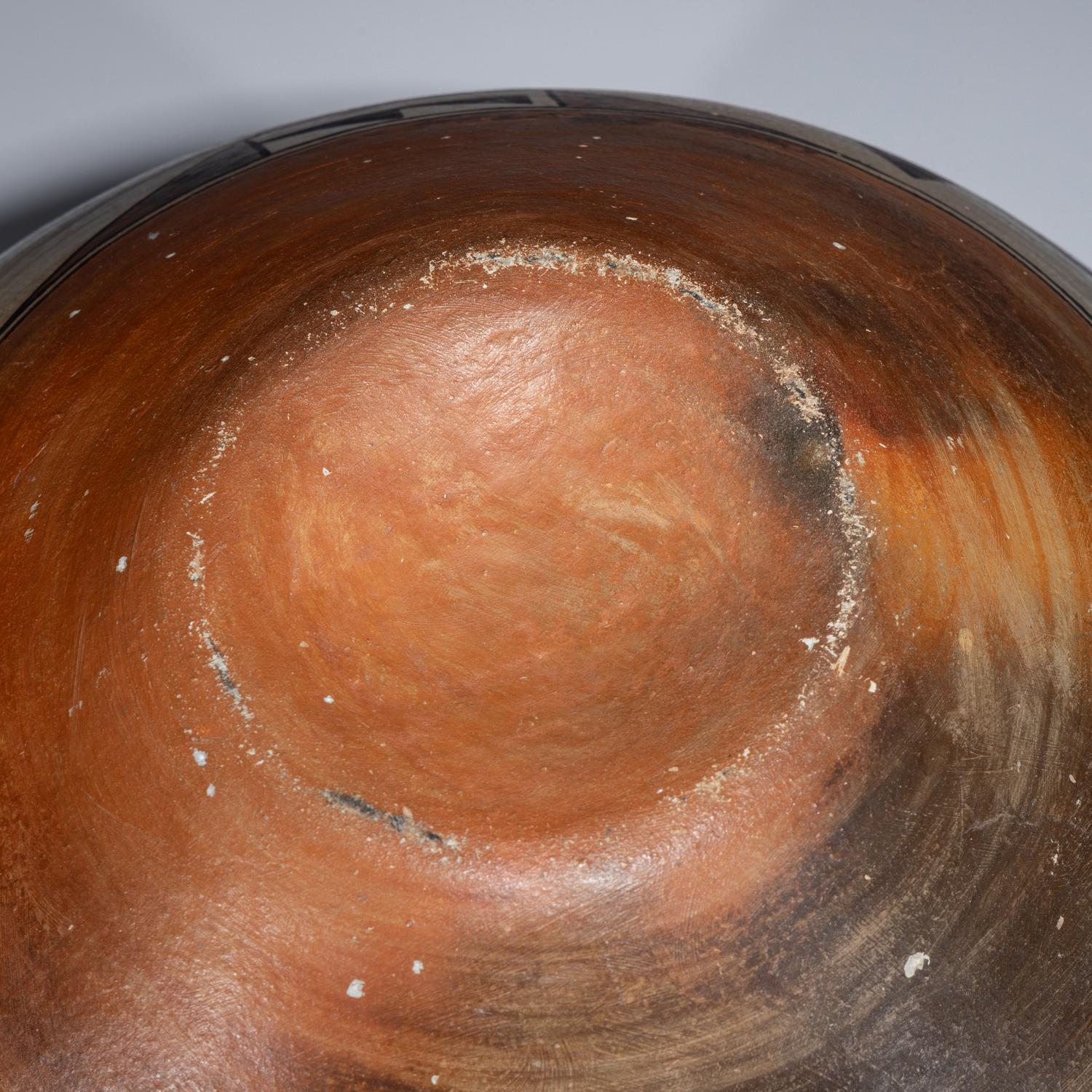Acoma Polychrome Pottery Jar