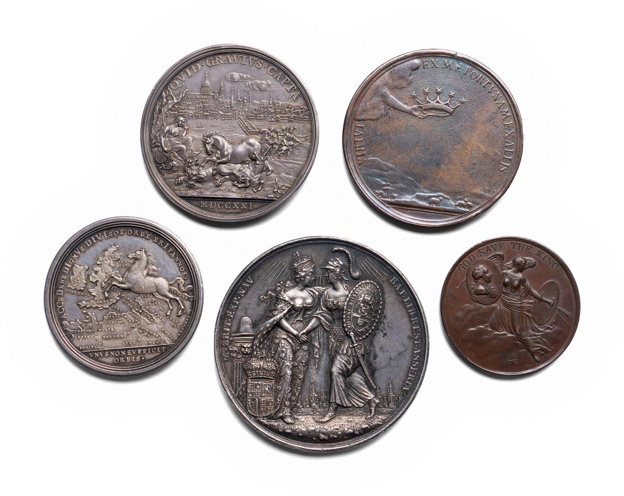 [EXONUMIA] A Group of Five Commemorative Medallions Relating to English Monarchs