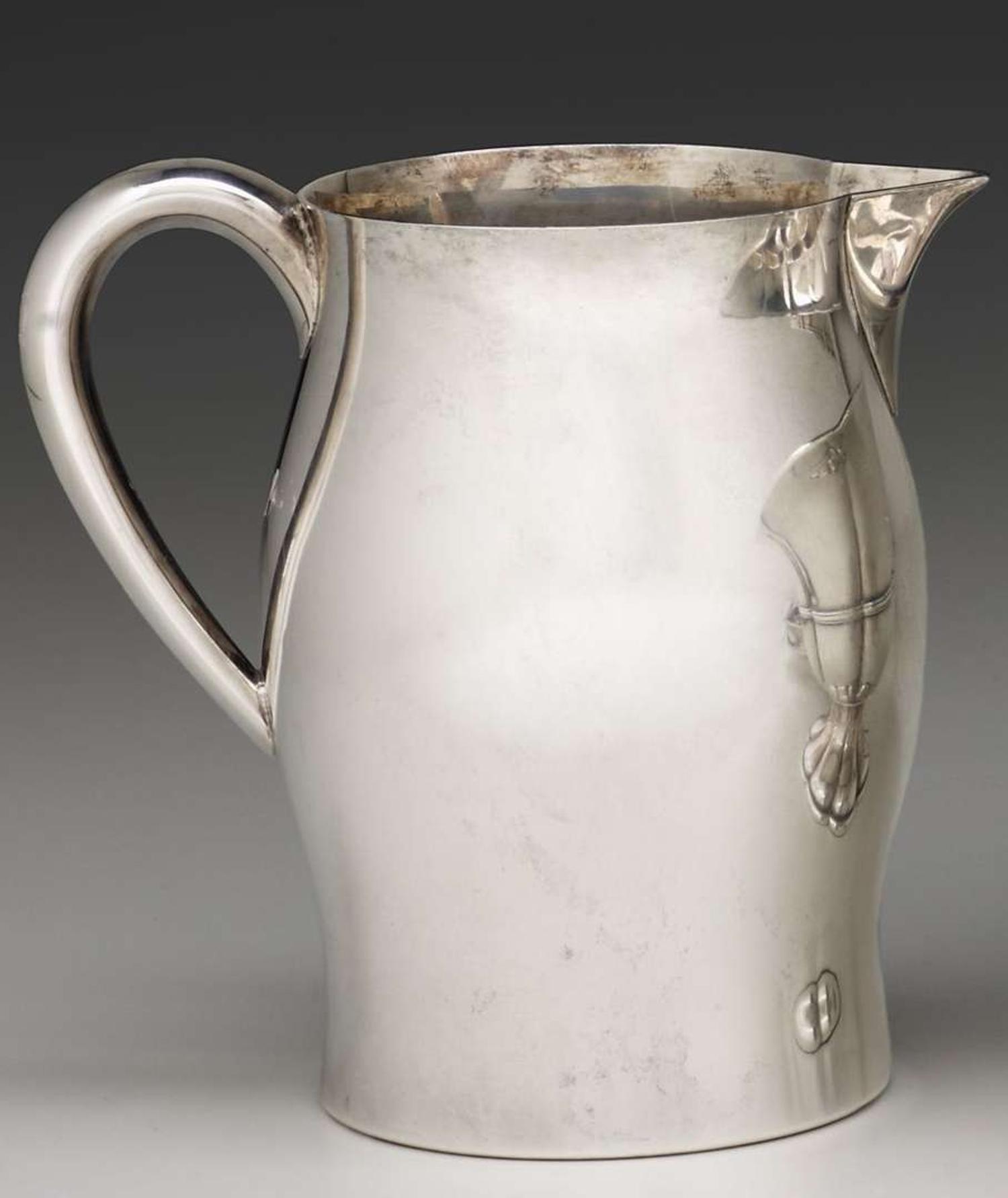 Sterling silver pitcher tiffany & co., new york, ny, 20th century