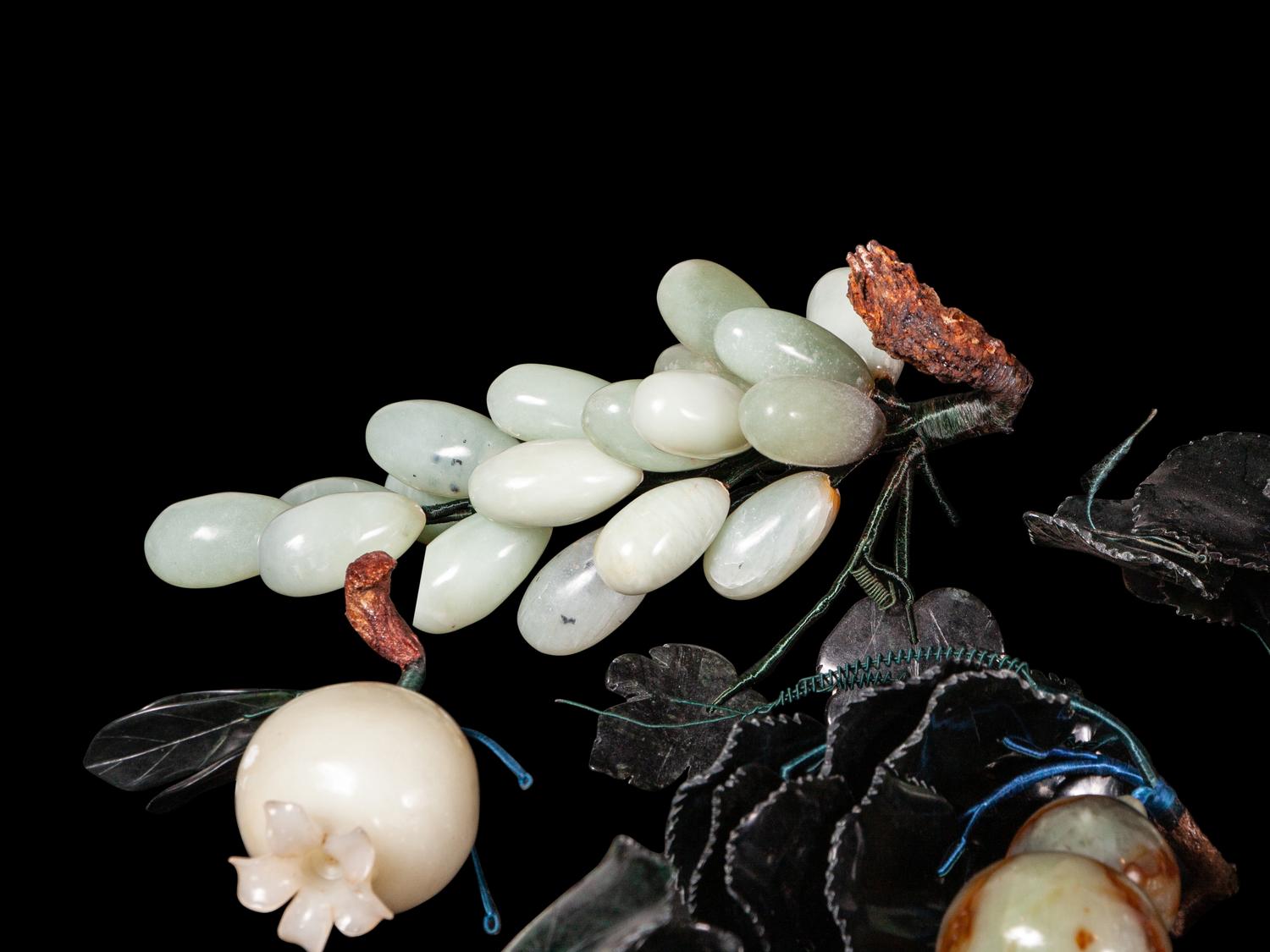 25 Chinese Jade and Hardstone Models of Fruits