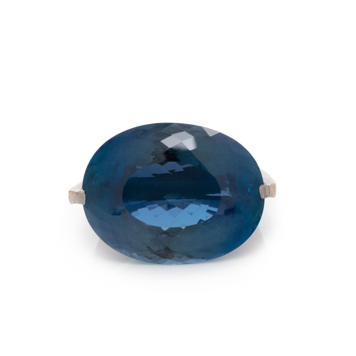 AMSTERDAM SAUER, WHITE GOLD AND AQUAMARINE RING