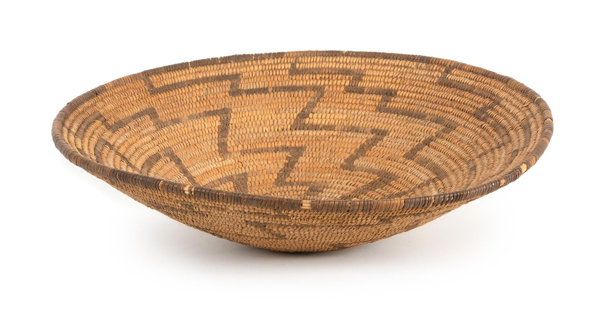Akimel O'odham (Pima) Basket Diameter 15 inches
