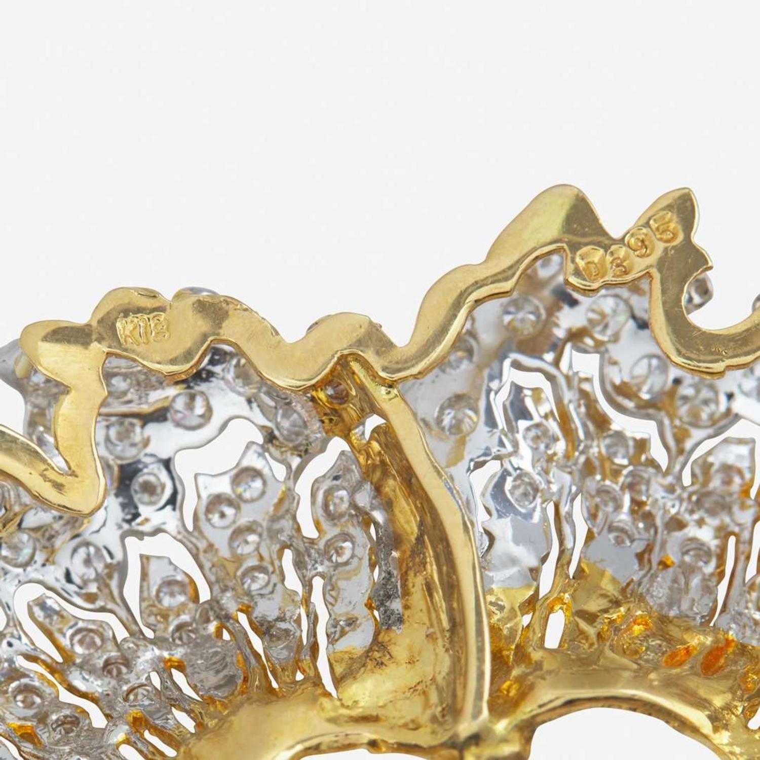 A Two-Tone 18K Gold and Diamond Pendant
