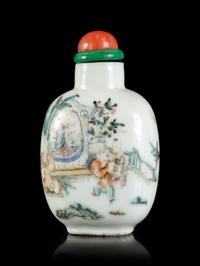 A Famille Rose Porcelain Snuff Bottle