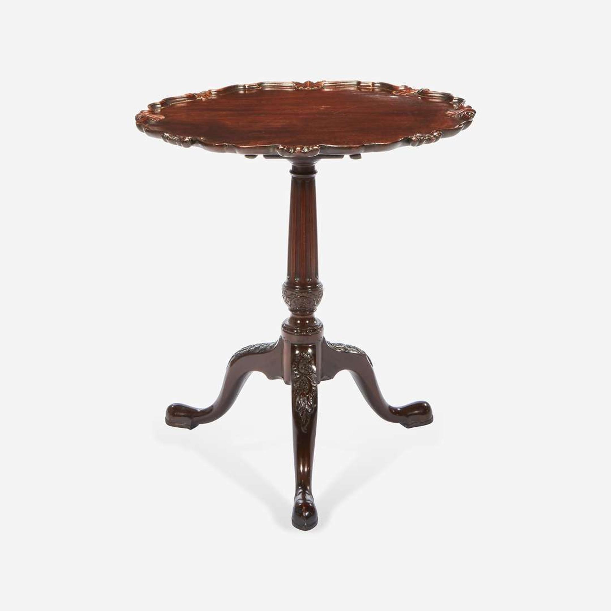 A George III Mahogany Tilt-Top Tea Table with Shaped and Moulded Edge Late 18th century