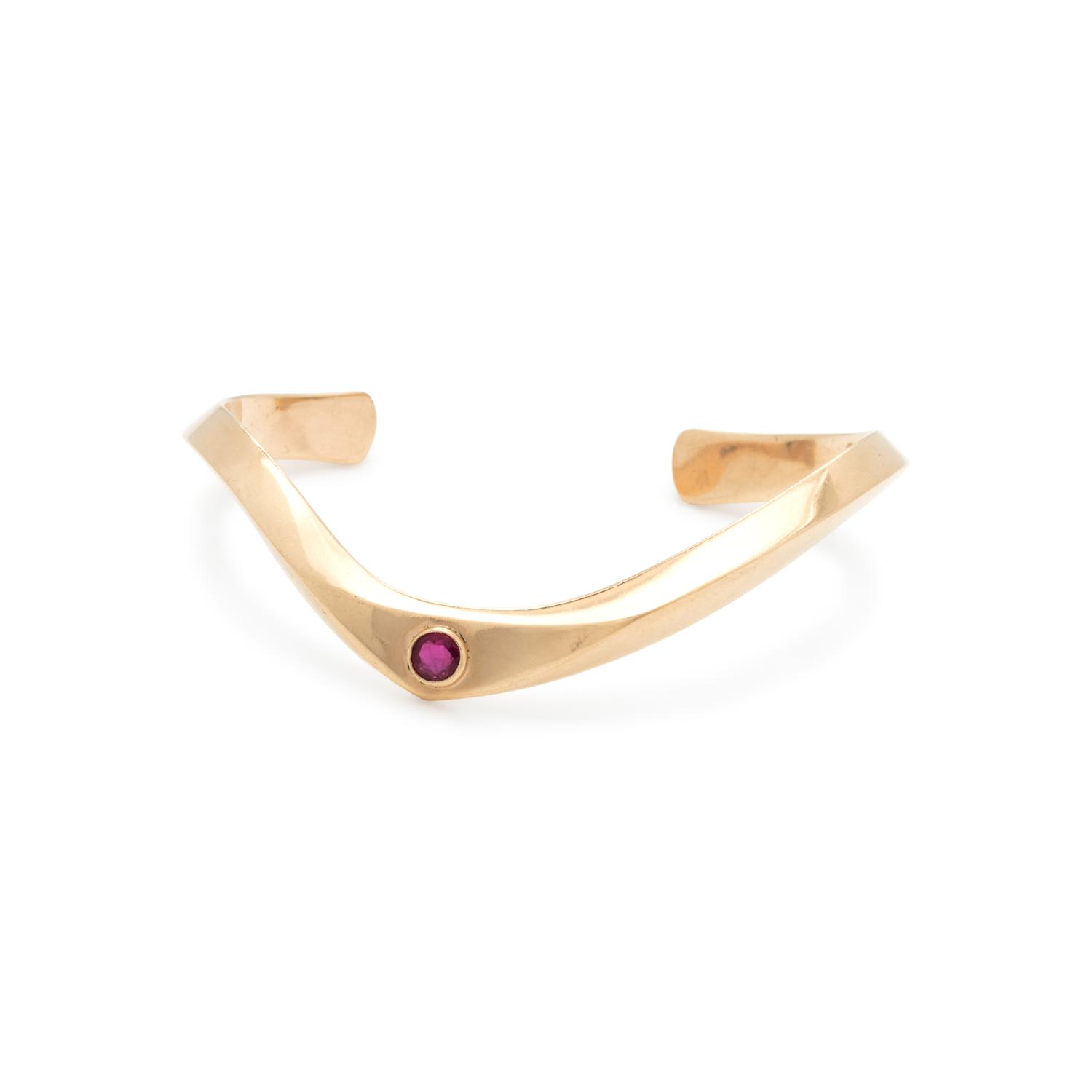 YELLOW GOLD AND RUBY CUFF BRACELET