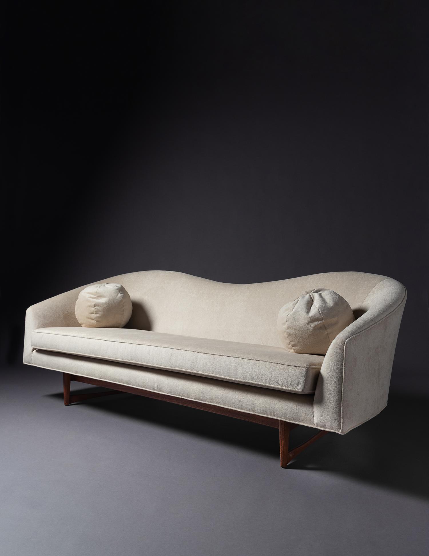 Camelback Sofa, Nemschoff, USA