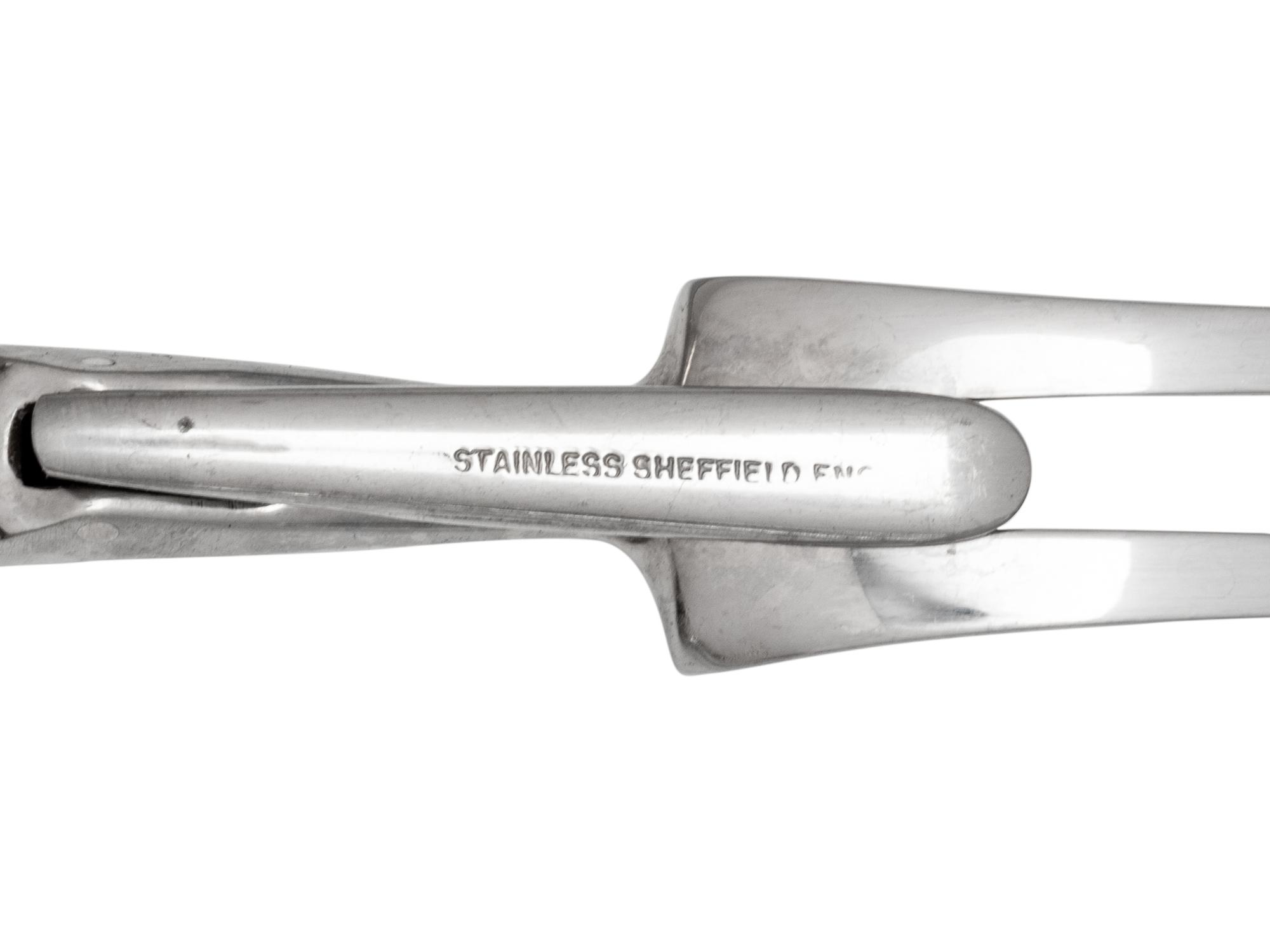 An English Antler-Handle Dessert Flatware Service