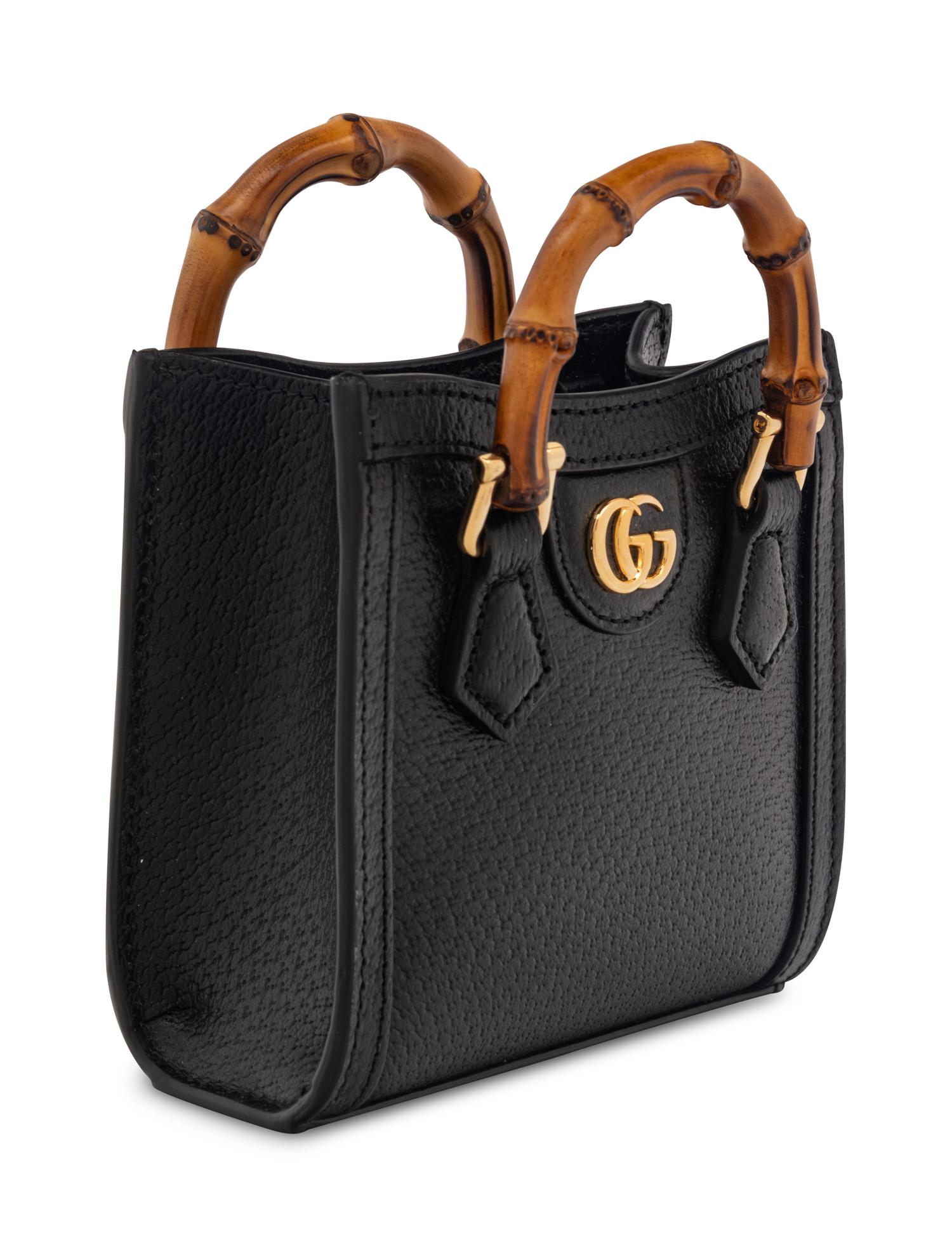 Gucci, Diana Super Mini Bag