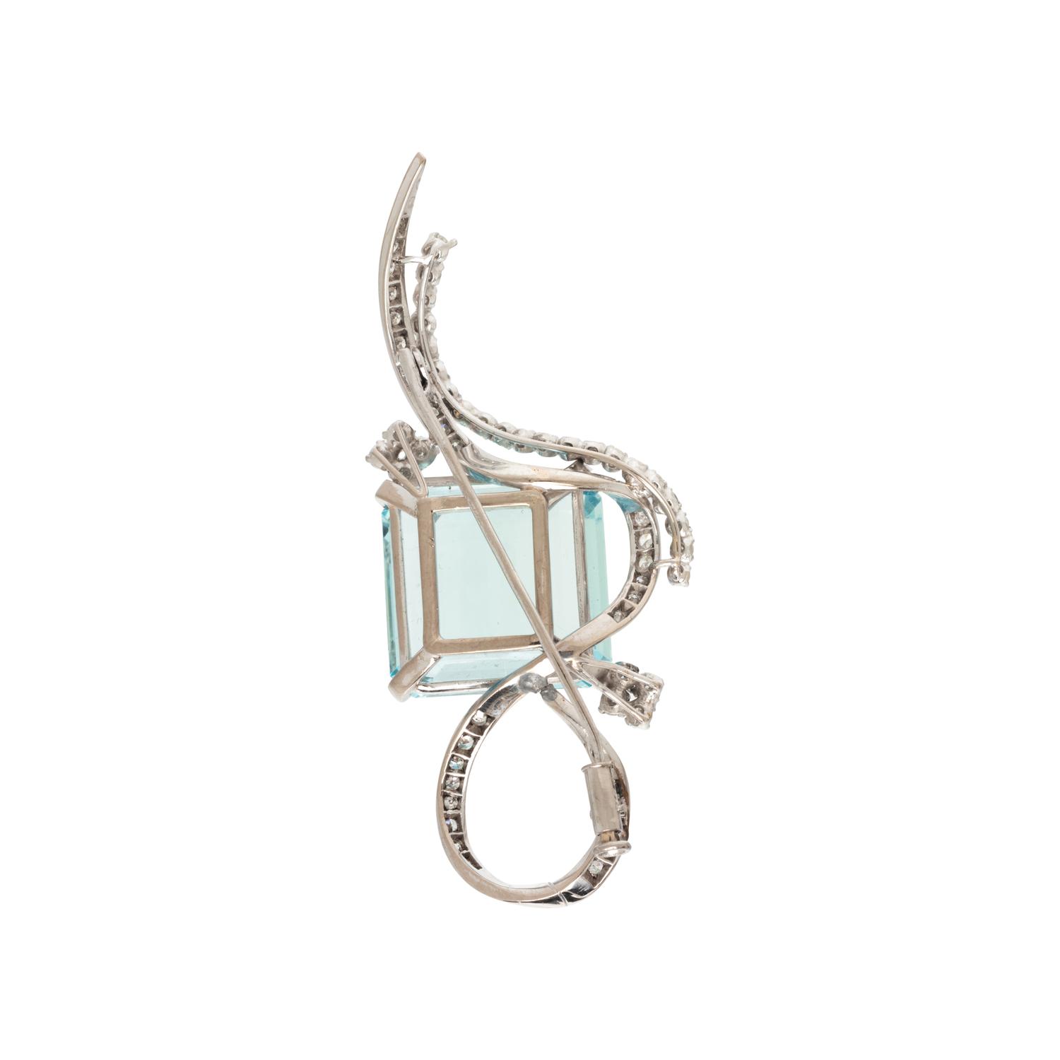 AQUAMARINE AND DIAMOND SPRAY BROOCH