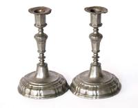 Pair of pewter candlesticks english, 19th century
