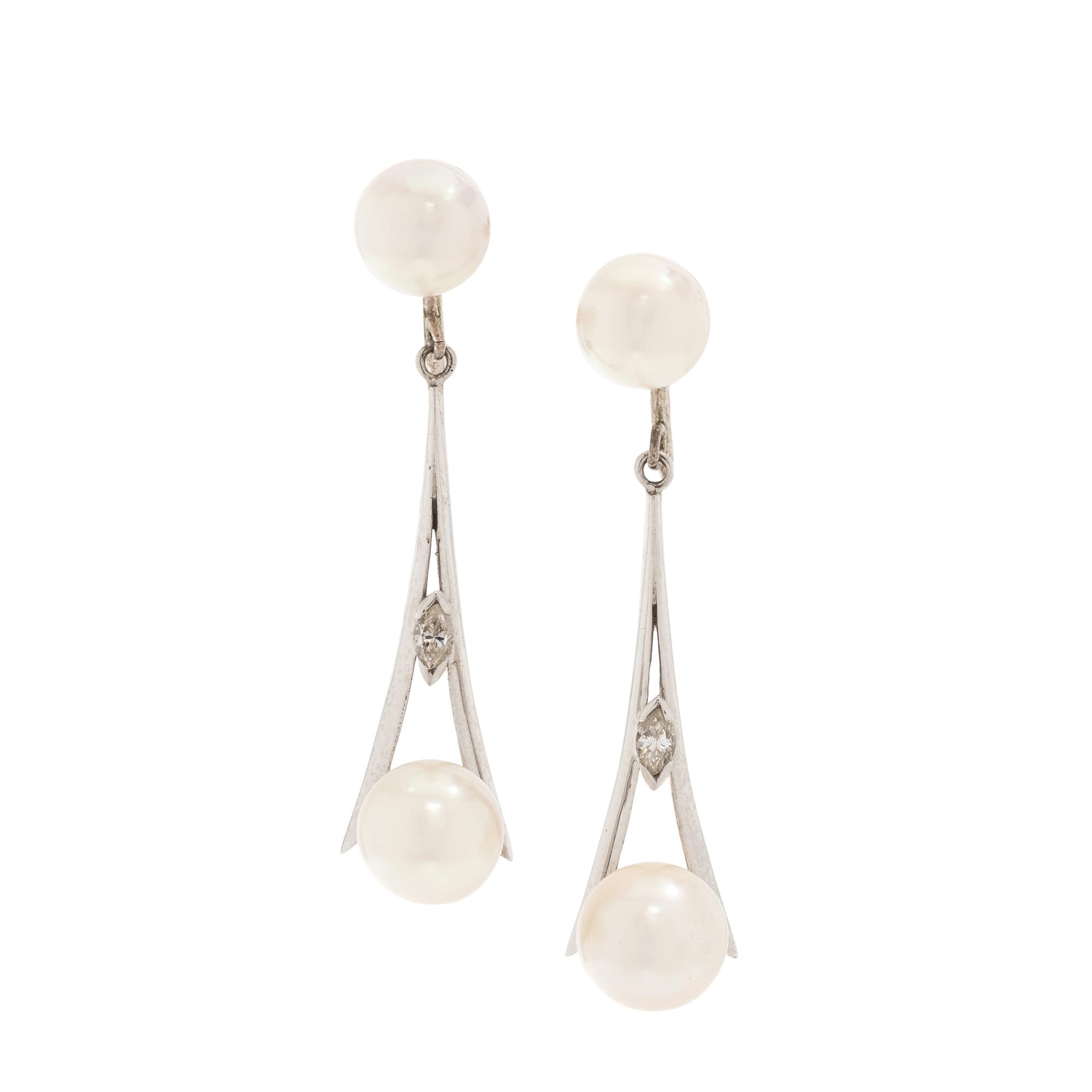 CULTURED PEARL AND DIAMOND EARCLIPS