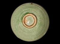 A celadon-glazed bowl 青釉盌