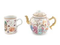 A Large Chinese Export Porcelain Teapot and a Similarly Decorated Export Porcelain Mug