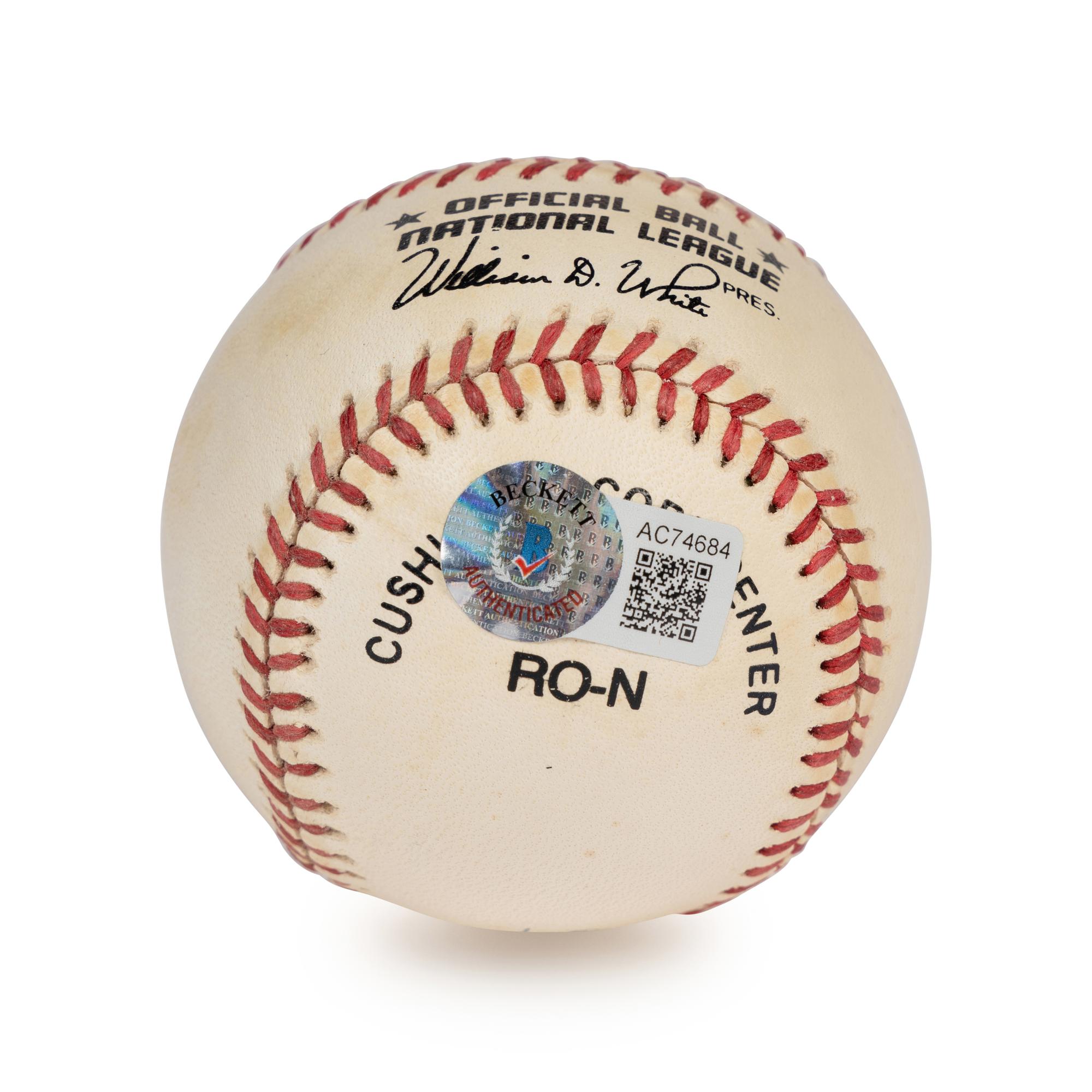 A Willie Mays Single Signed Autograph Baseball (Beckett Authentication Services Certified),