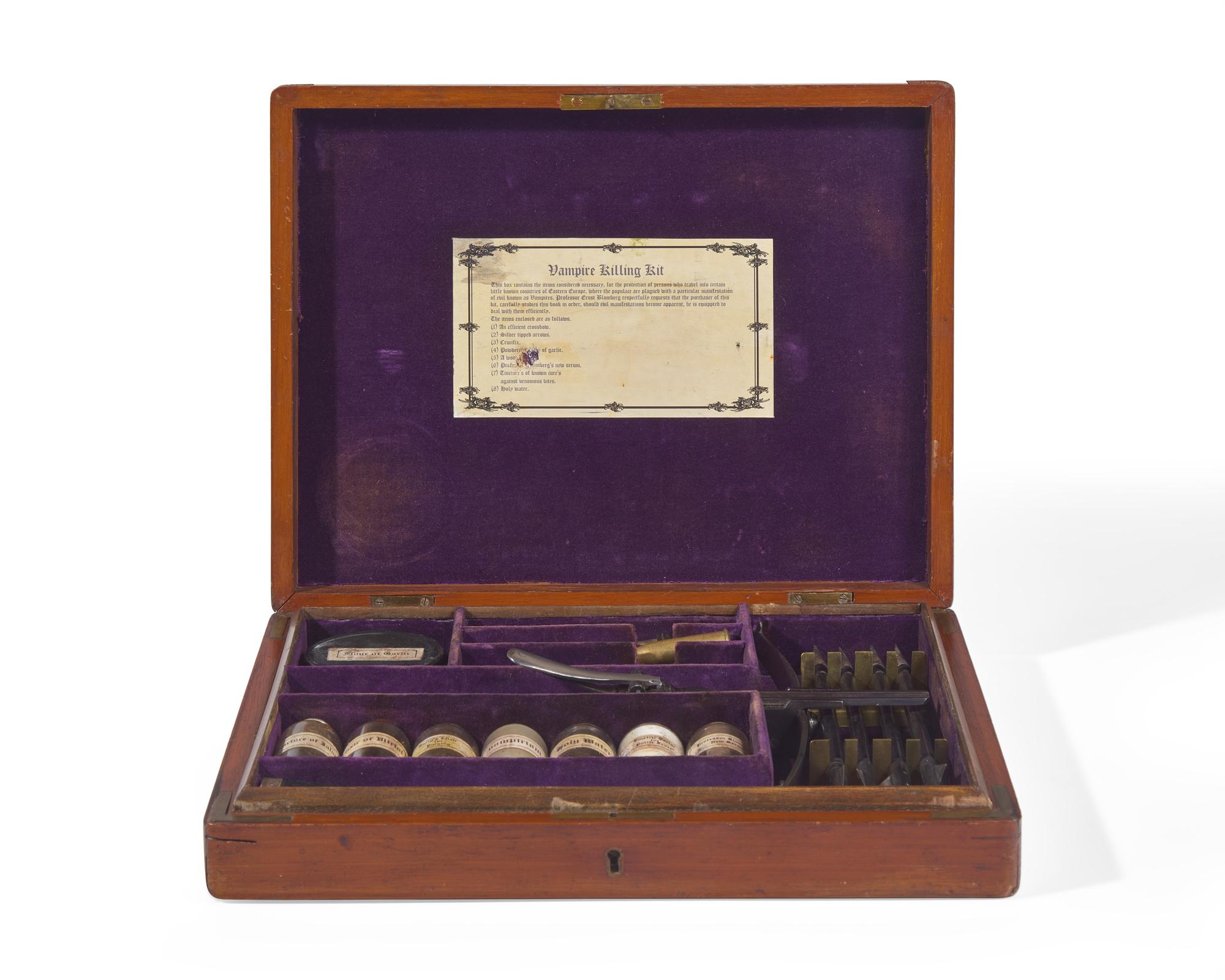 [Curiosa] Vampire Killing Kit