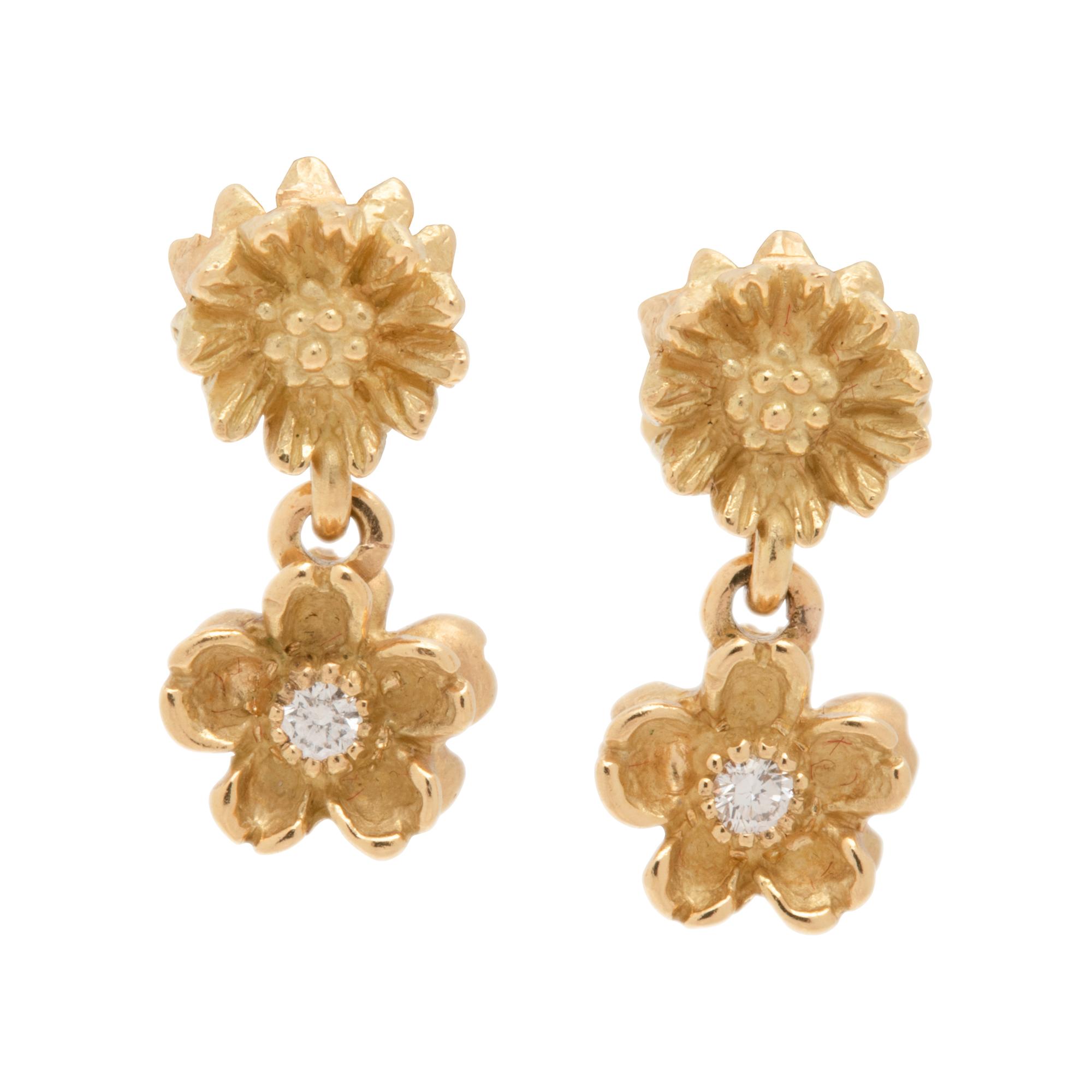 YELLOW GOLD AND DIAMOND FLOWER SET