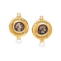 ELIZABETH GAGE, YELLOW GOLD, DIAMOND AND CULTURED PEARL CLIP EARRINGS