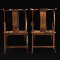 A rare pair of Chinese Huanghuali yoke-back armchairs, sichutou guanmaoyi 黄花梨四出頭官帽椅一对 17th/ 18th century ???????