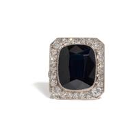 ART DECO, SAPPHIRE AND DIAMOND RING