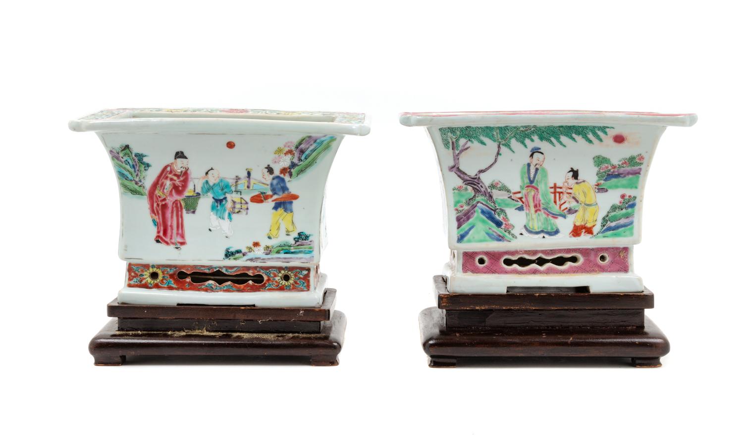 A Pair of Chinese Famille Rose Porcelain Cache Pots
