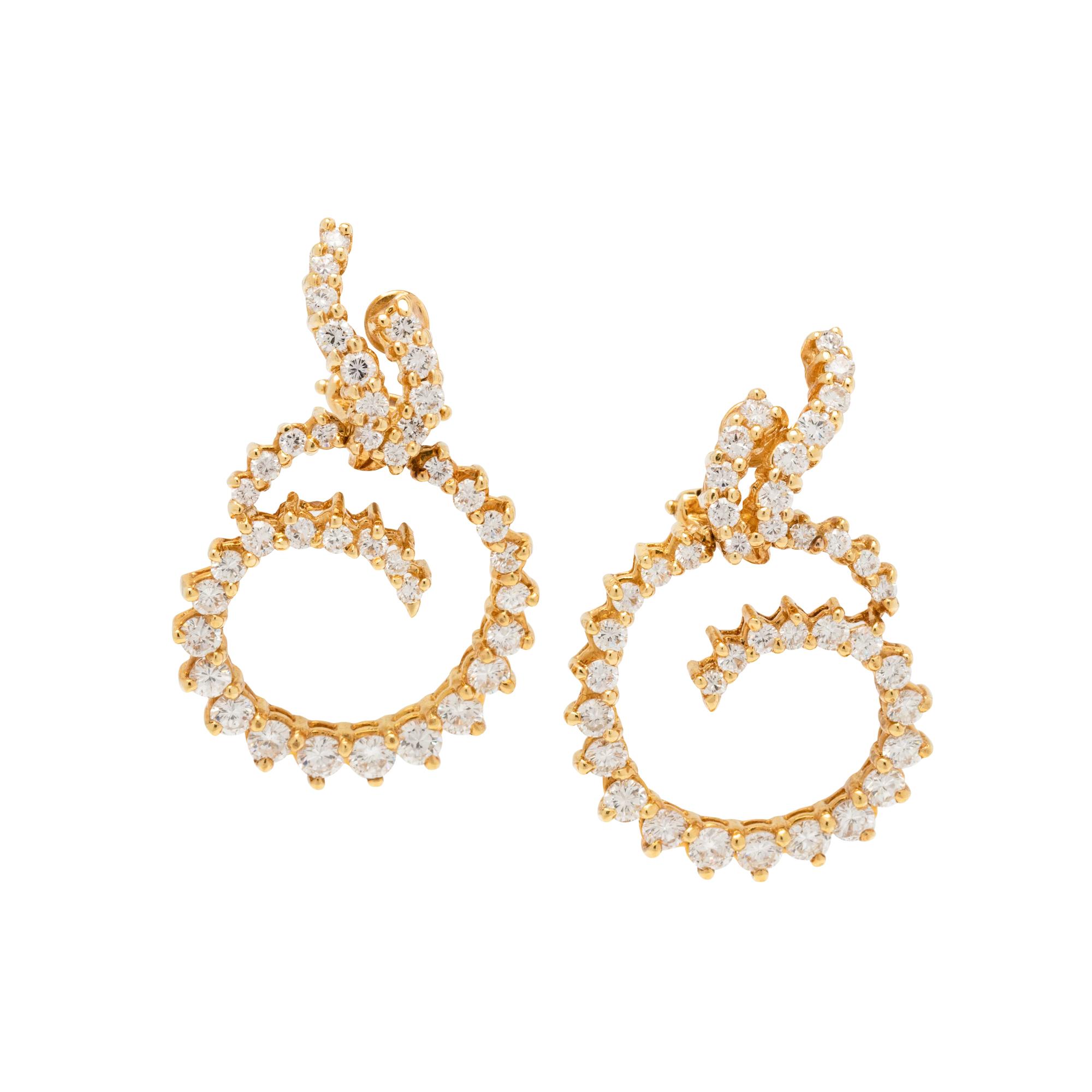 DIAMOND SWIRL EARCLIPS