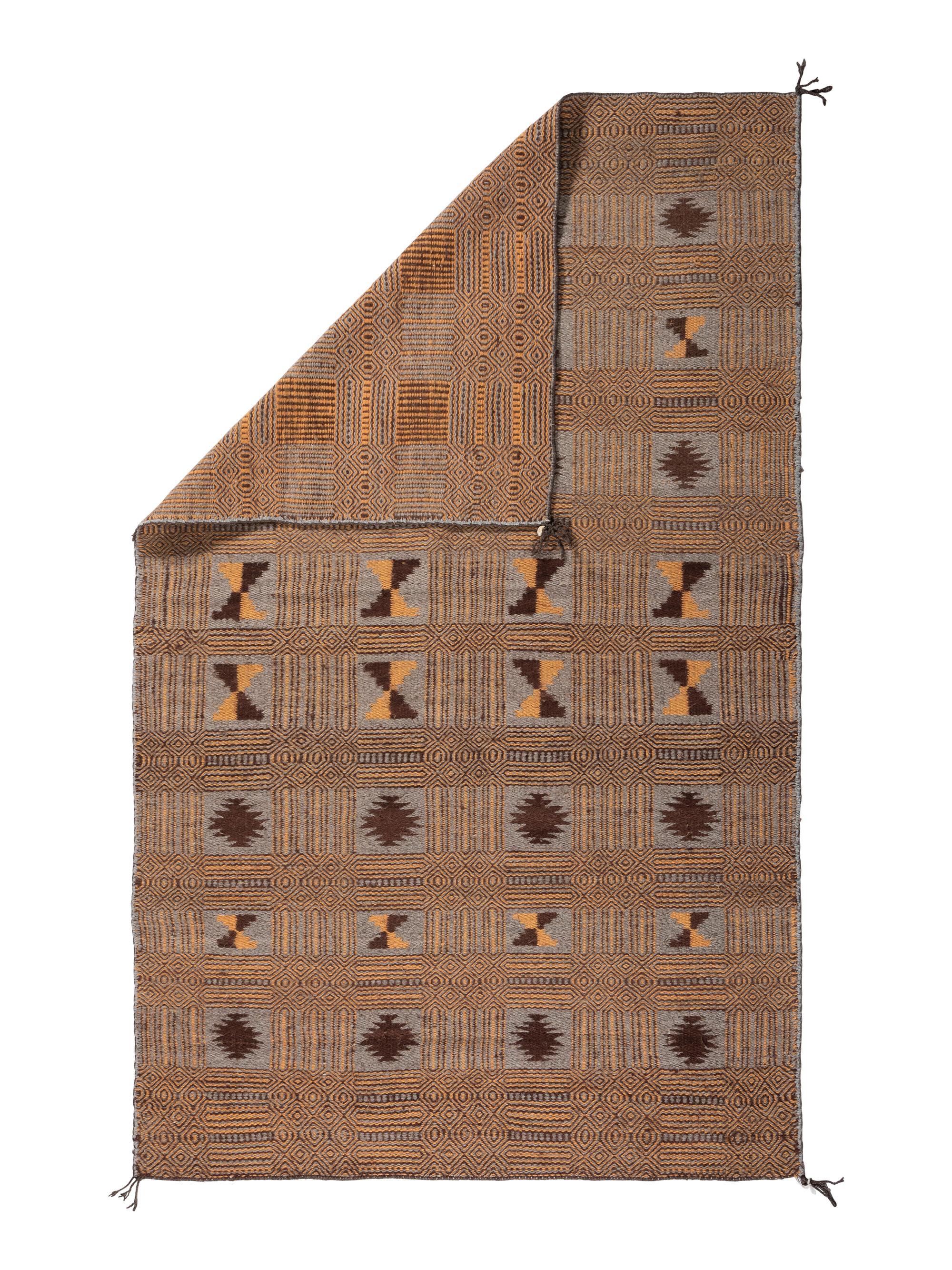 Navajo Double-Sided Twill Weave / Rug