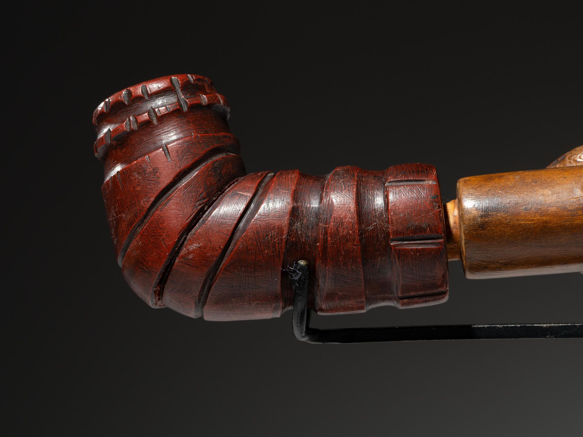 Western Great Lakes Catlinite Pipe Bowl, with Figural Stem