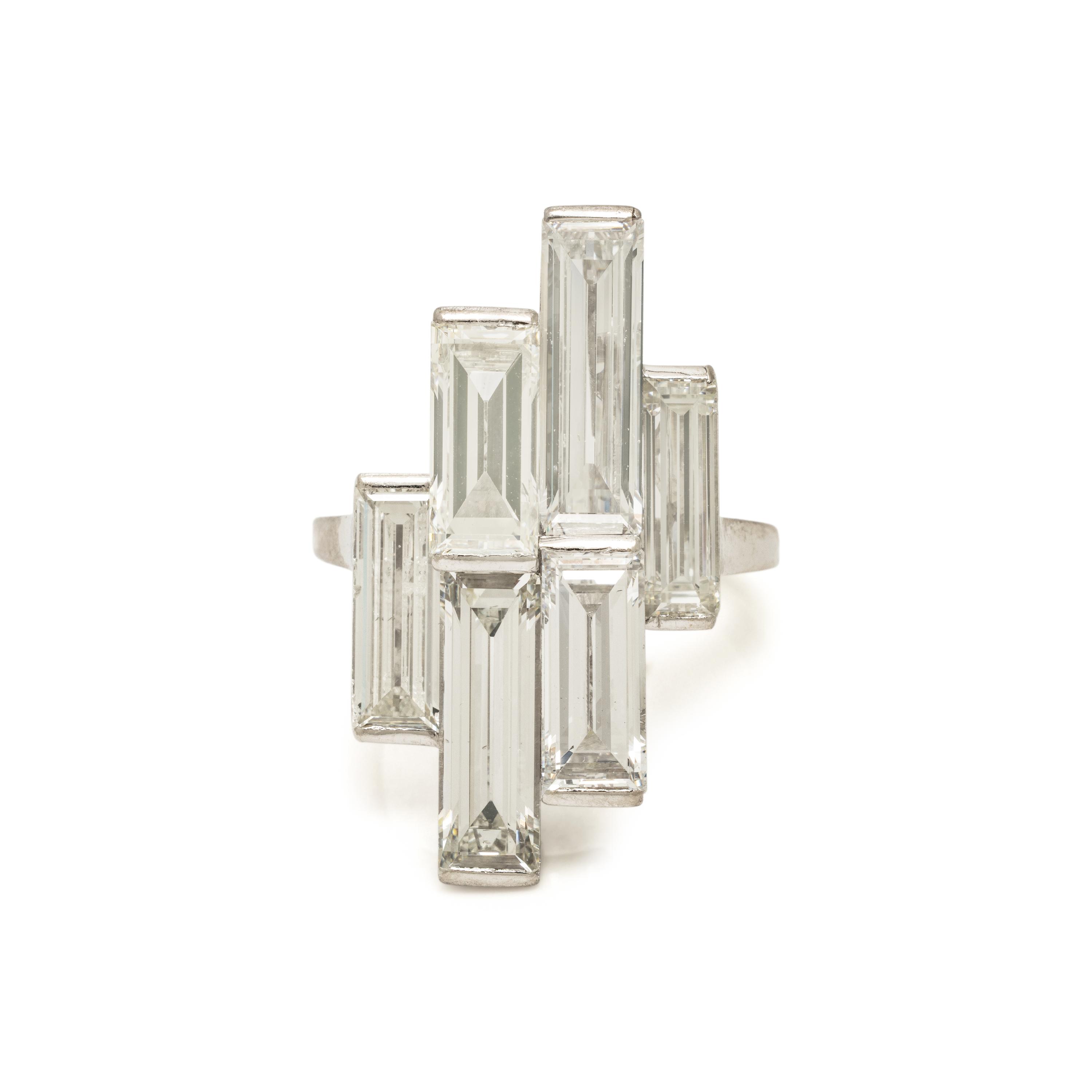 Van Cleef & Arpels, Diamond and Platinum Ring
