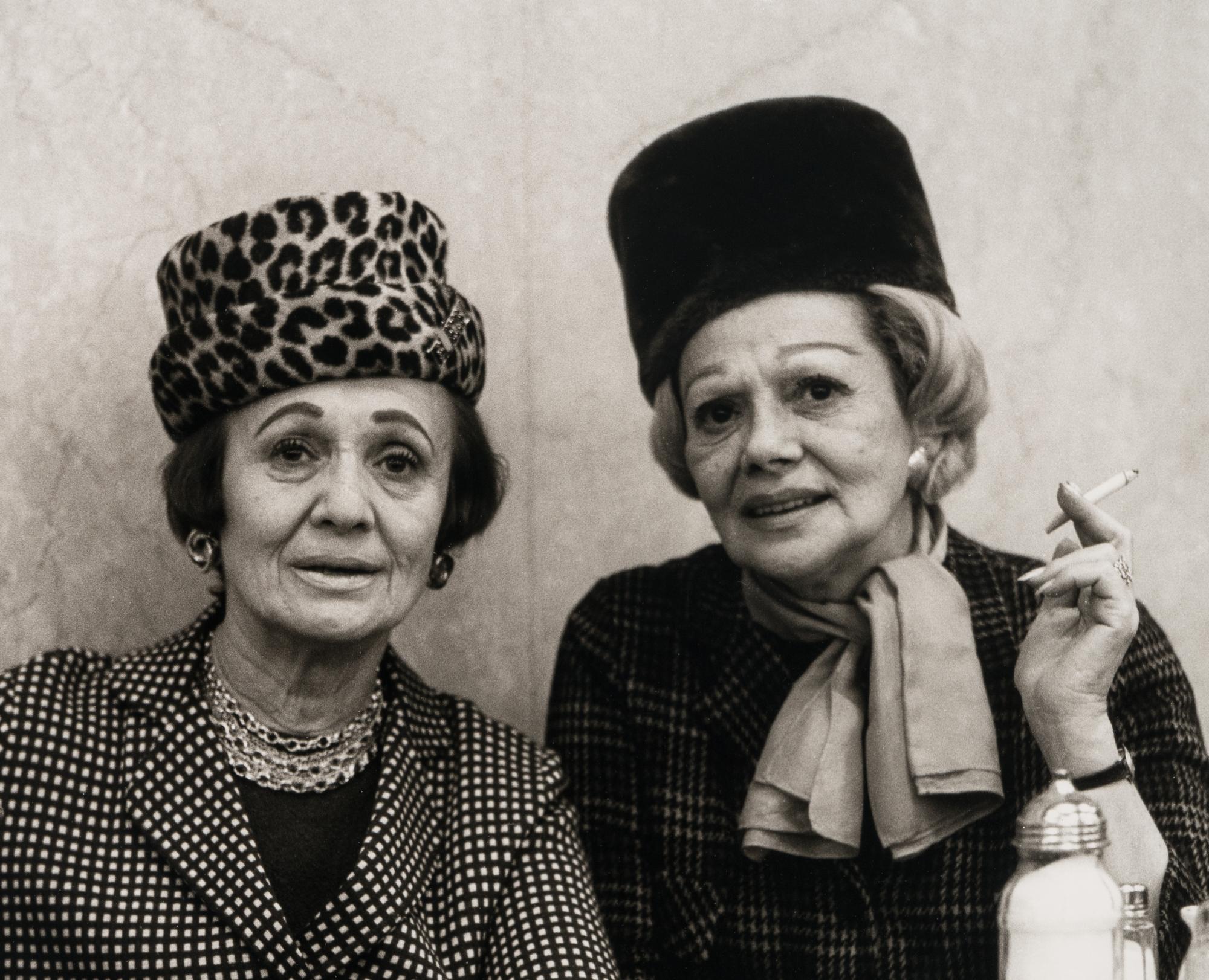 Two ladies at the automat , N.Y.C., 1966