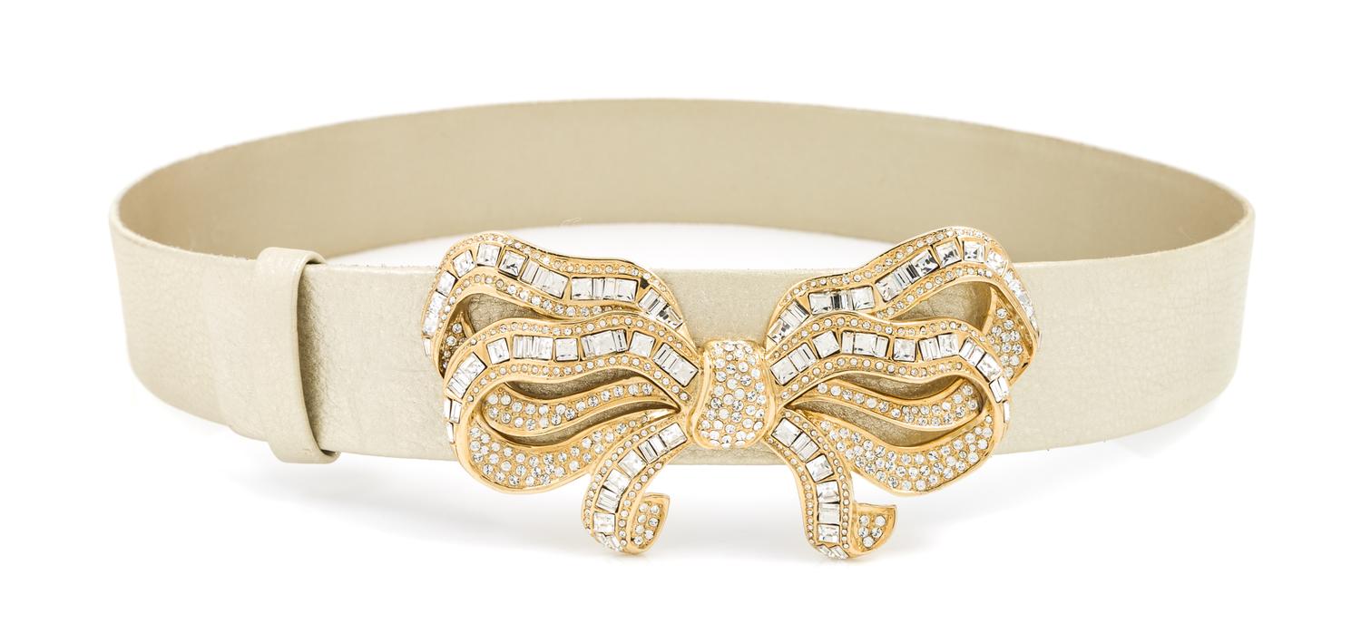 A Judith Leiber Gold Metallic Belt, Size small. 33.5"