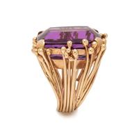 YELLOW GOLD AND AMETHYST RING