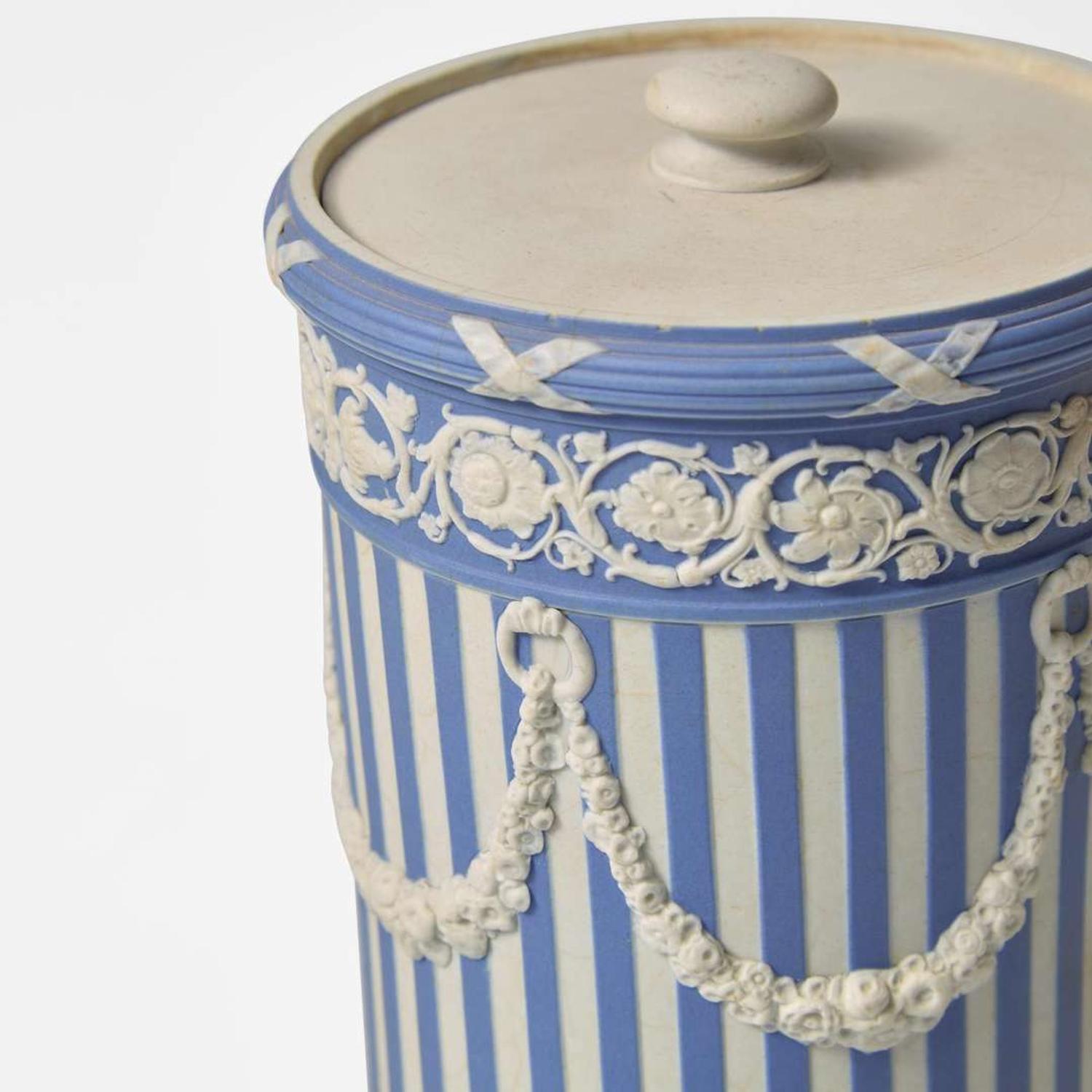 A Wedgwood Jasperware Column-Form Lamp Base UK, circa 1820