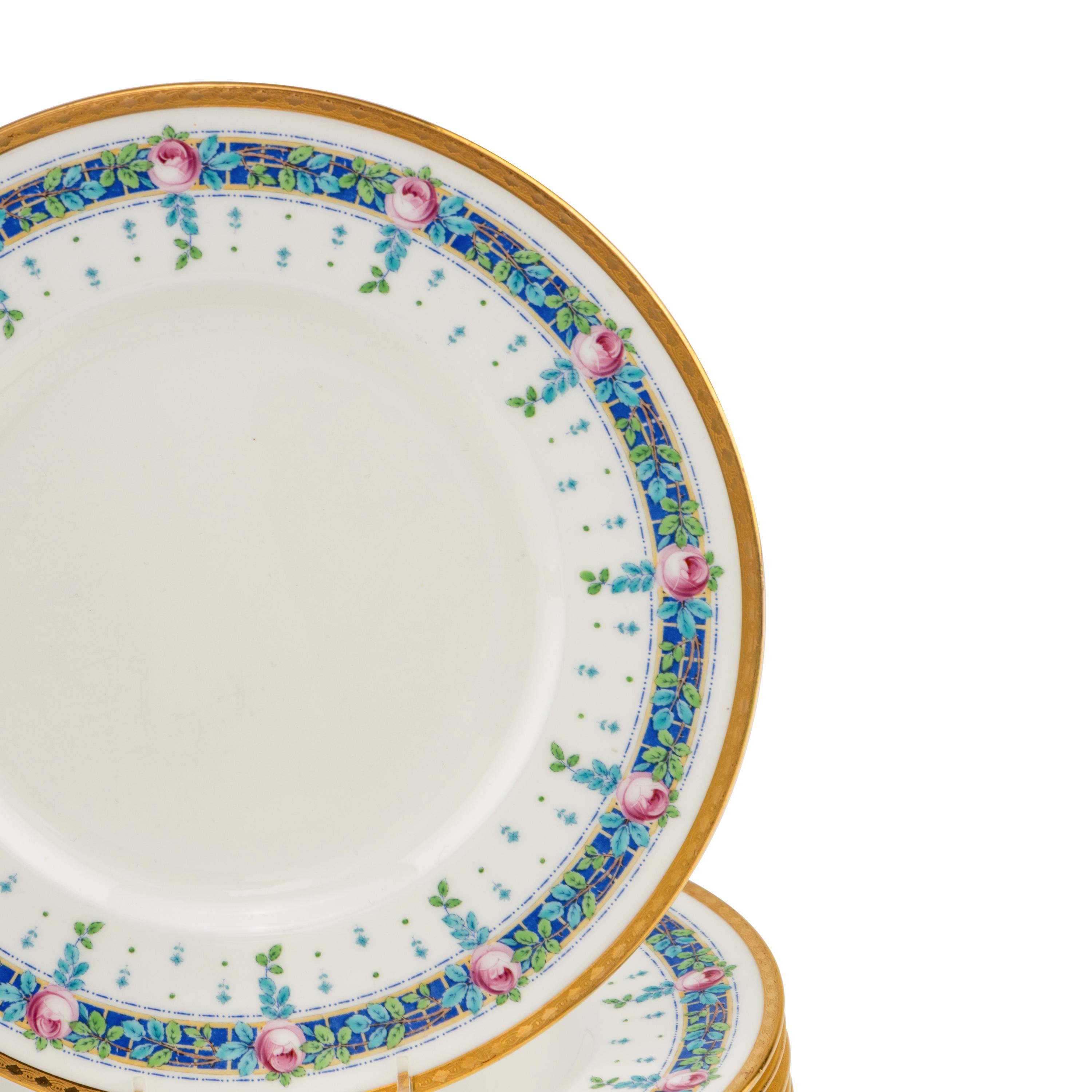A Set of Twelve Mintons Porcelain Dinner Plates