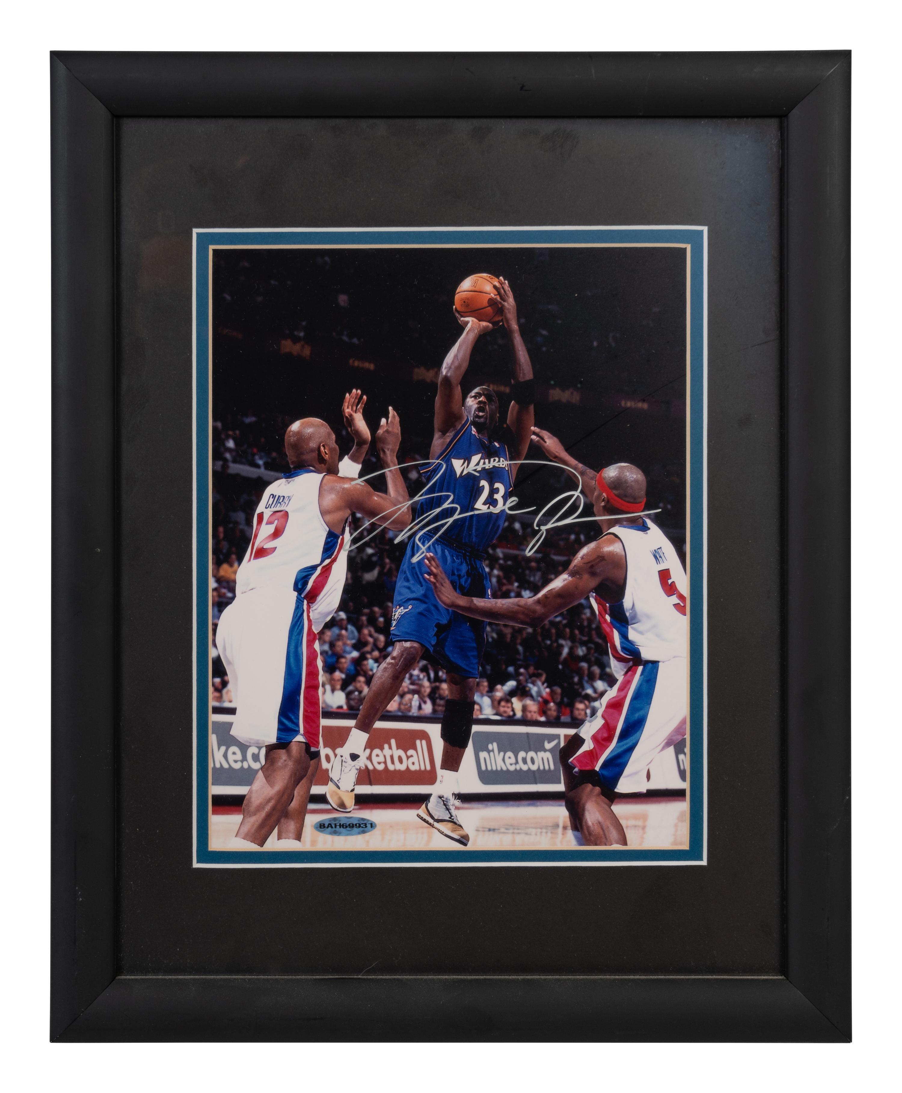 A Michael Jordan Washington Wizards Signed Autograph Photograph (Upper Deck Authenticated)