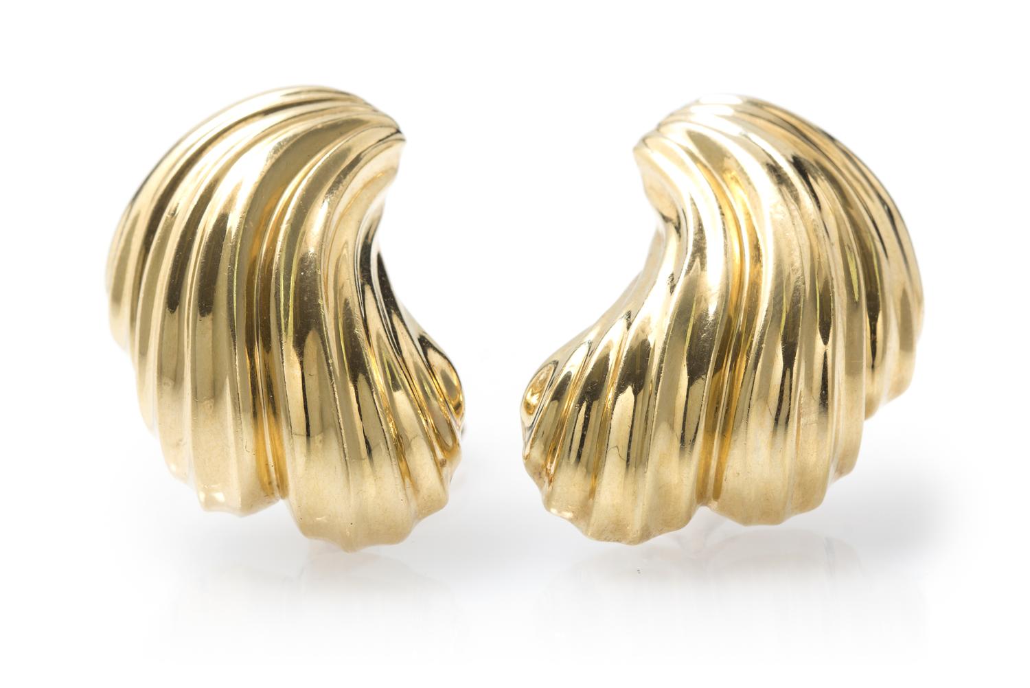 A Pair of 14 Karat Yellow Gold Earclips, 20.80 dwts.