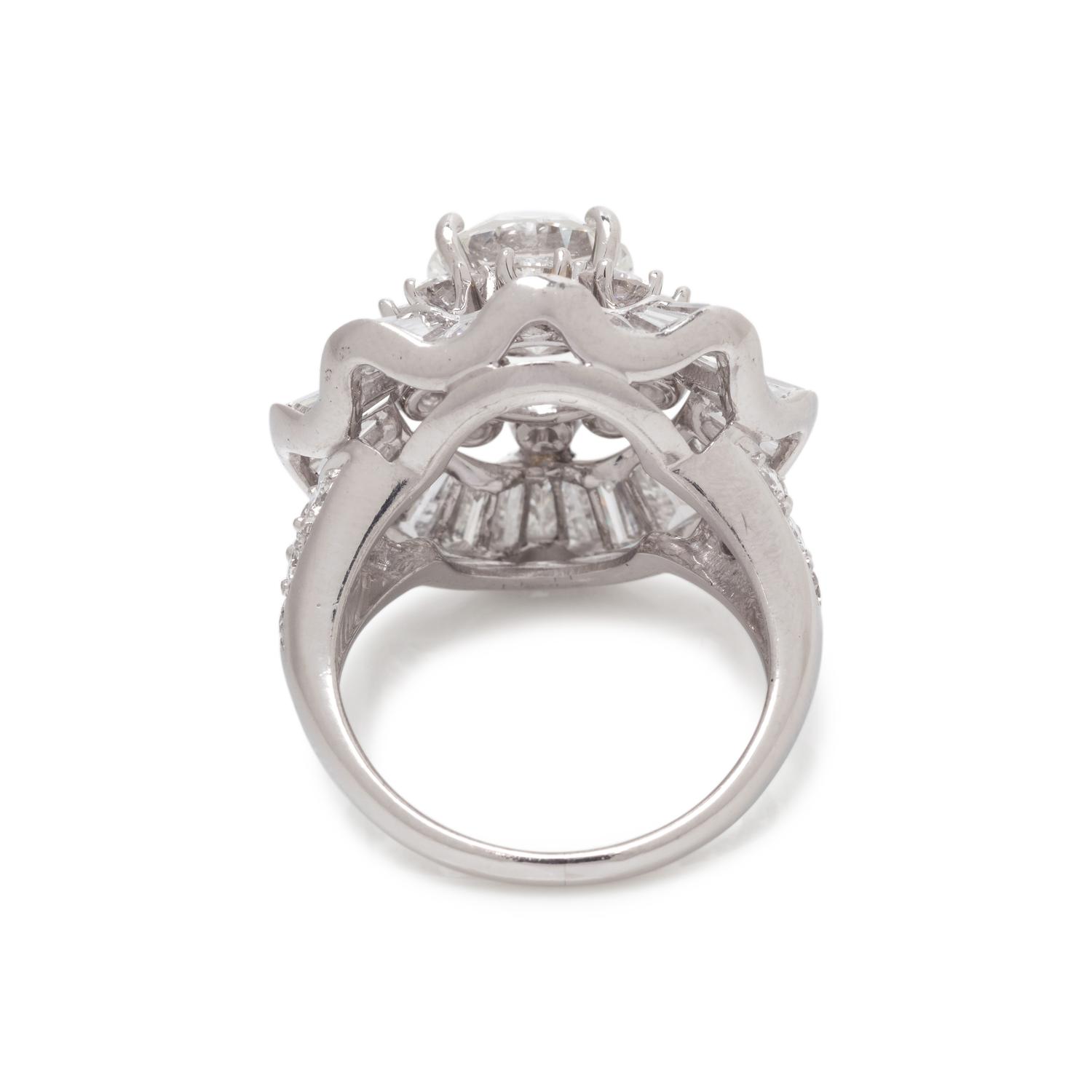 DIAMOND RING