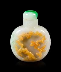 A Russet, Pale Lavender and Greyish White Jadeite Snuff Bottle