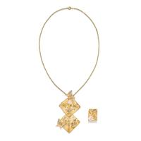 TRICOLOR GOLD PENDANT NECKLACE AND RING