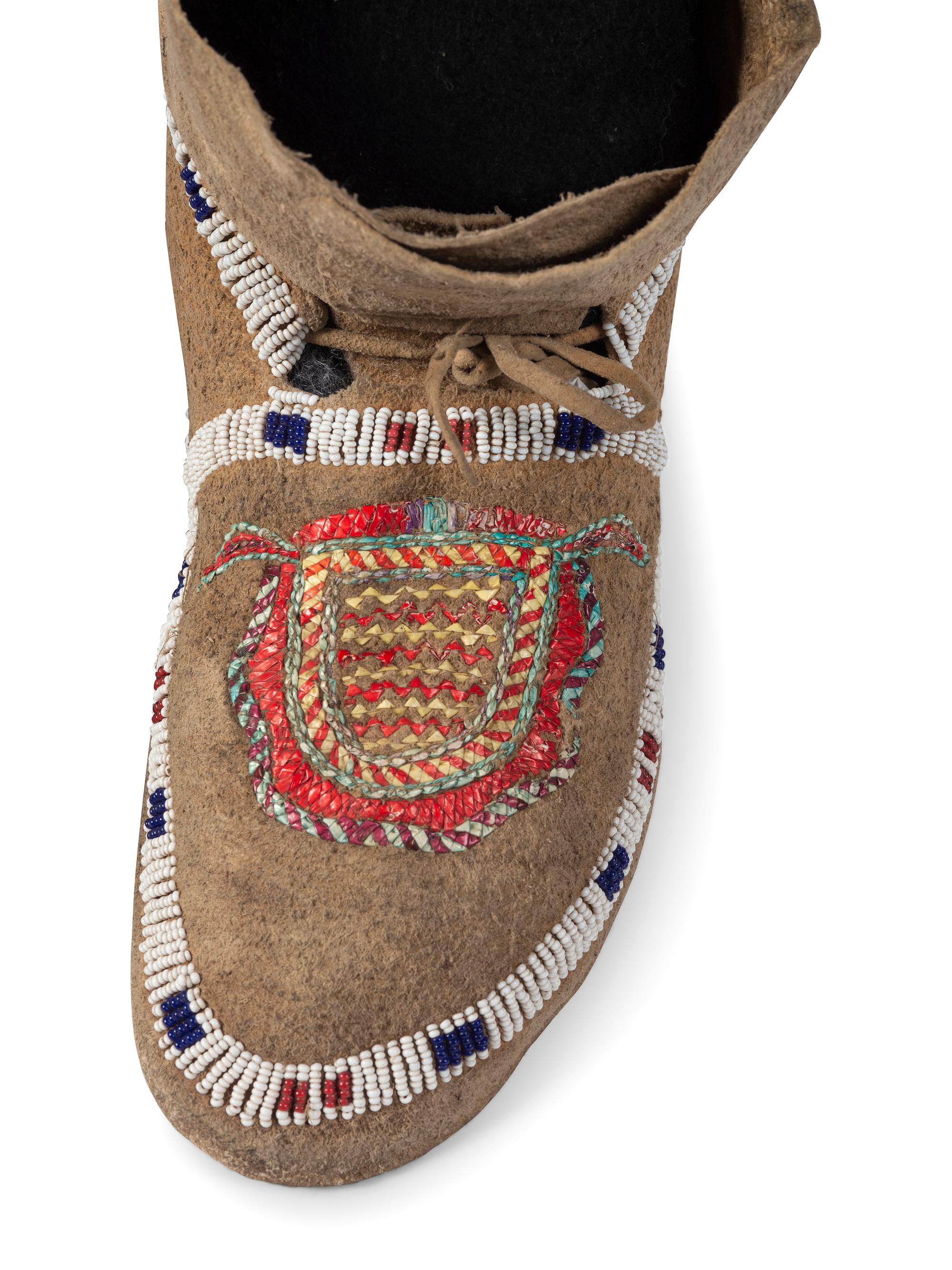 Northern Plains Moccasins, Singles