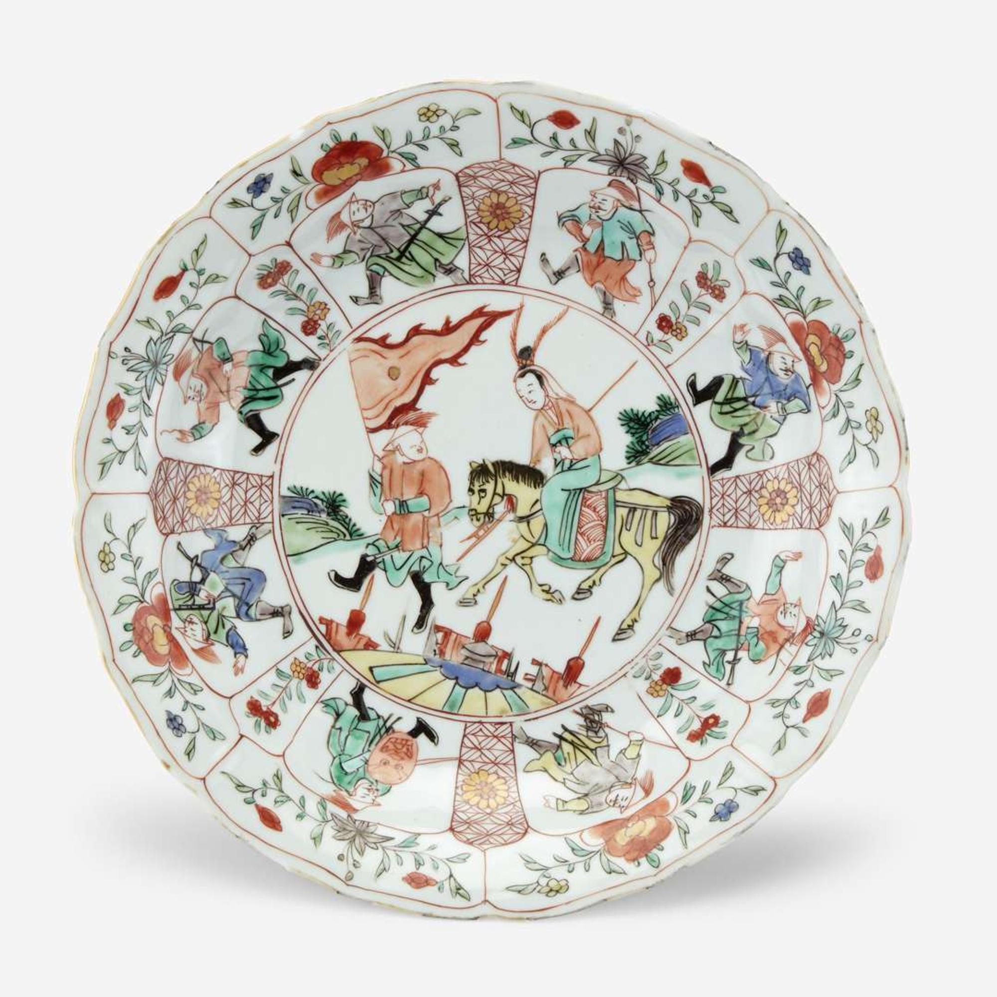 A Chinese famille verte "Mu Guyiying" dish 五彩“穆桂英”瓷盘 circa ? 1700-1725