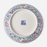 A Chinese doucai-decorated porcelain "Phoenix" dish 鬥彩鳳紋盤 Qianlong six-character seal mark ?????