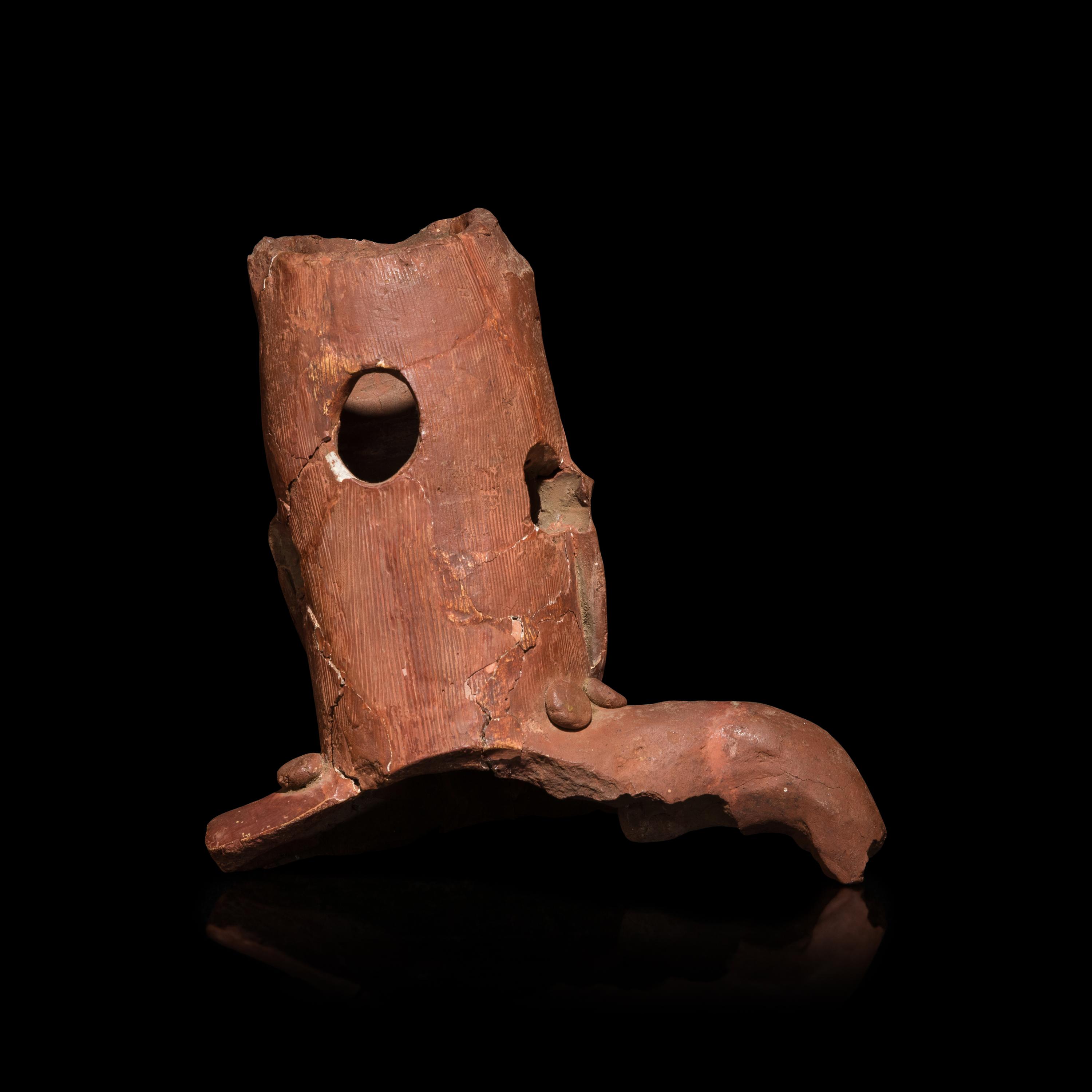 A Japanese Haniwa Terracotta Head 日本埴轮紅陶頭像