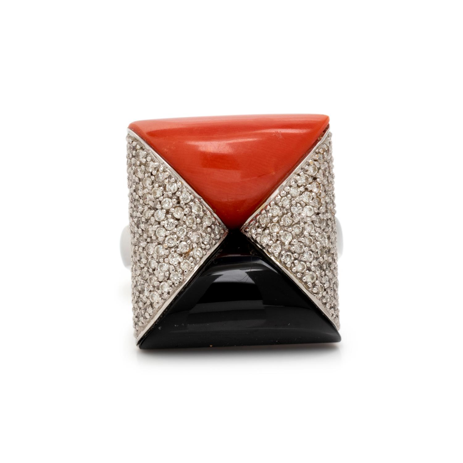 DIAMOND, CORAL AND ONYX RING