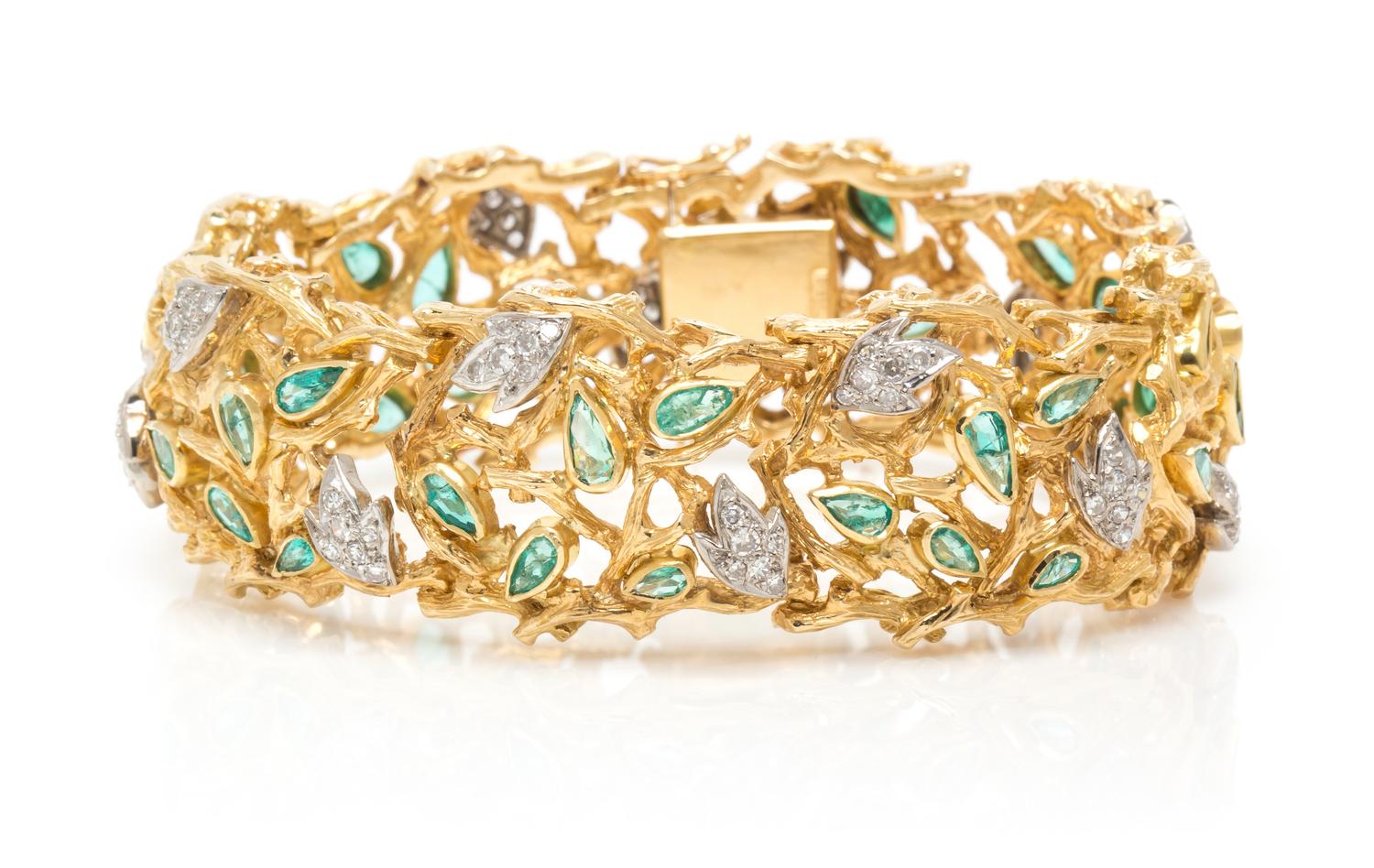An 18 Karat Gold, Emerald and Diamond Bracelet, Cherny, 55.85 dwts.