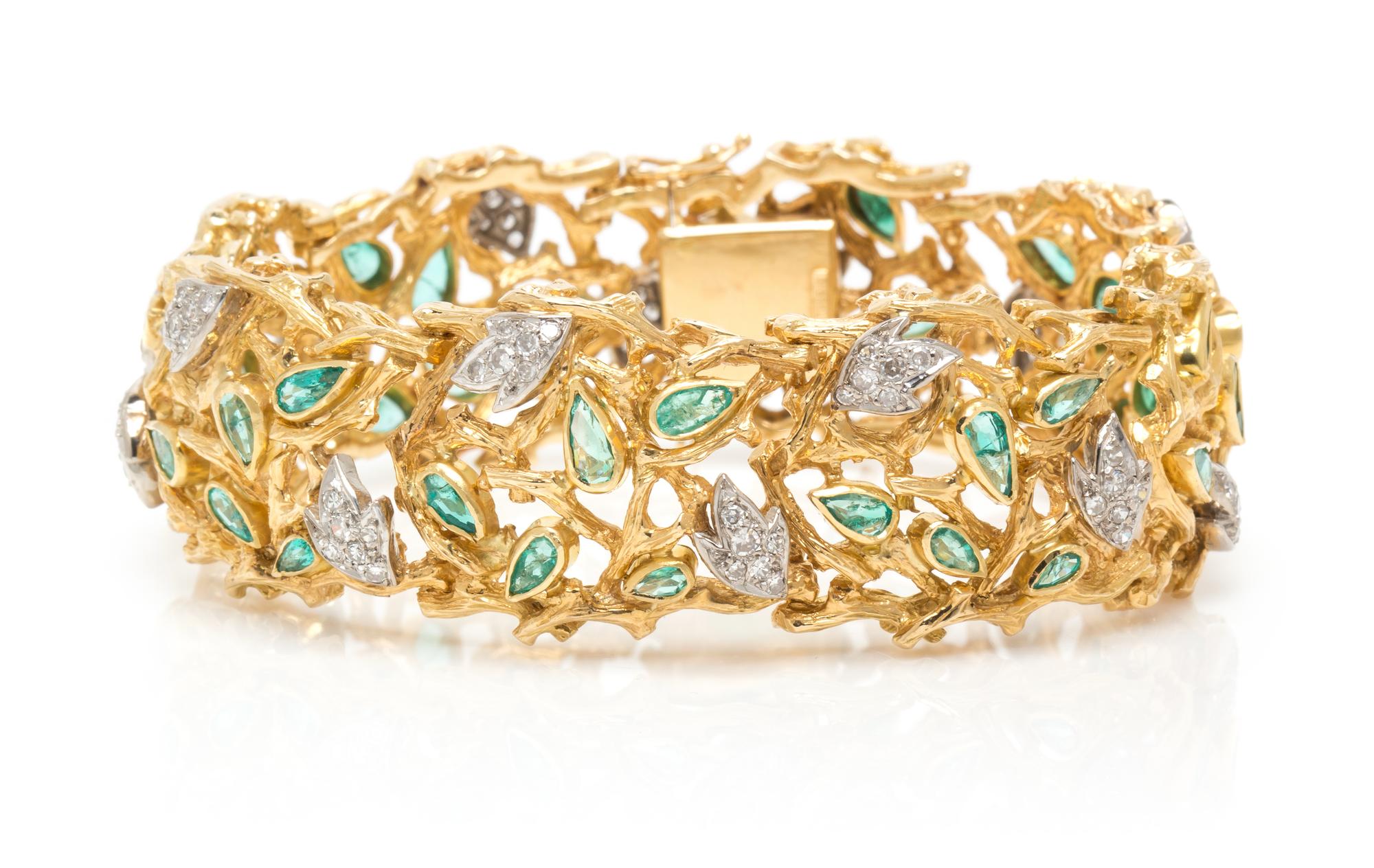 An 18 Karat Gold, Emerald and Diamond Bracelet, Cherny, 55.85 dwts.