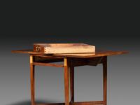A Federal Inlaid Mahogany X-Stretcher Base Pembroke Table
